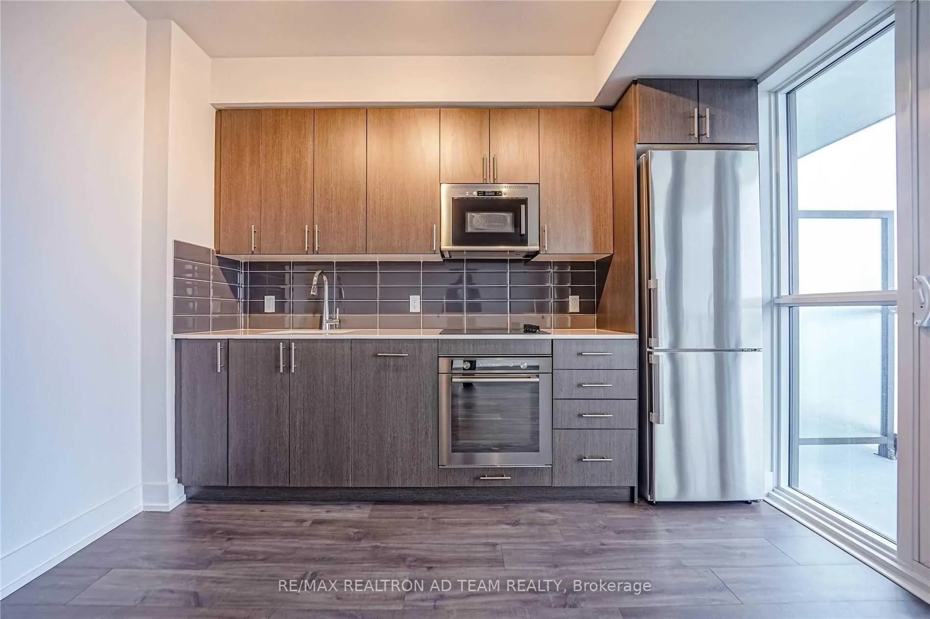 Photo 10 of Unit 1502, 2550 Simcoe Street N, Oshawa, Windfields — HOMEH