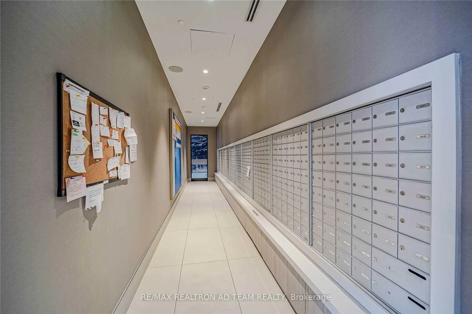 Photo 21 of Unit 1502, 2550 Simcoe Street N, Oshawa, Windfields — HOMEH