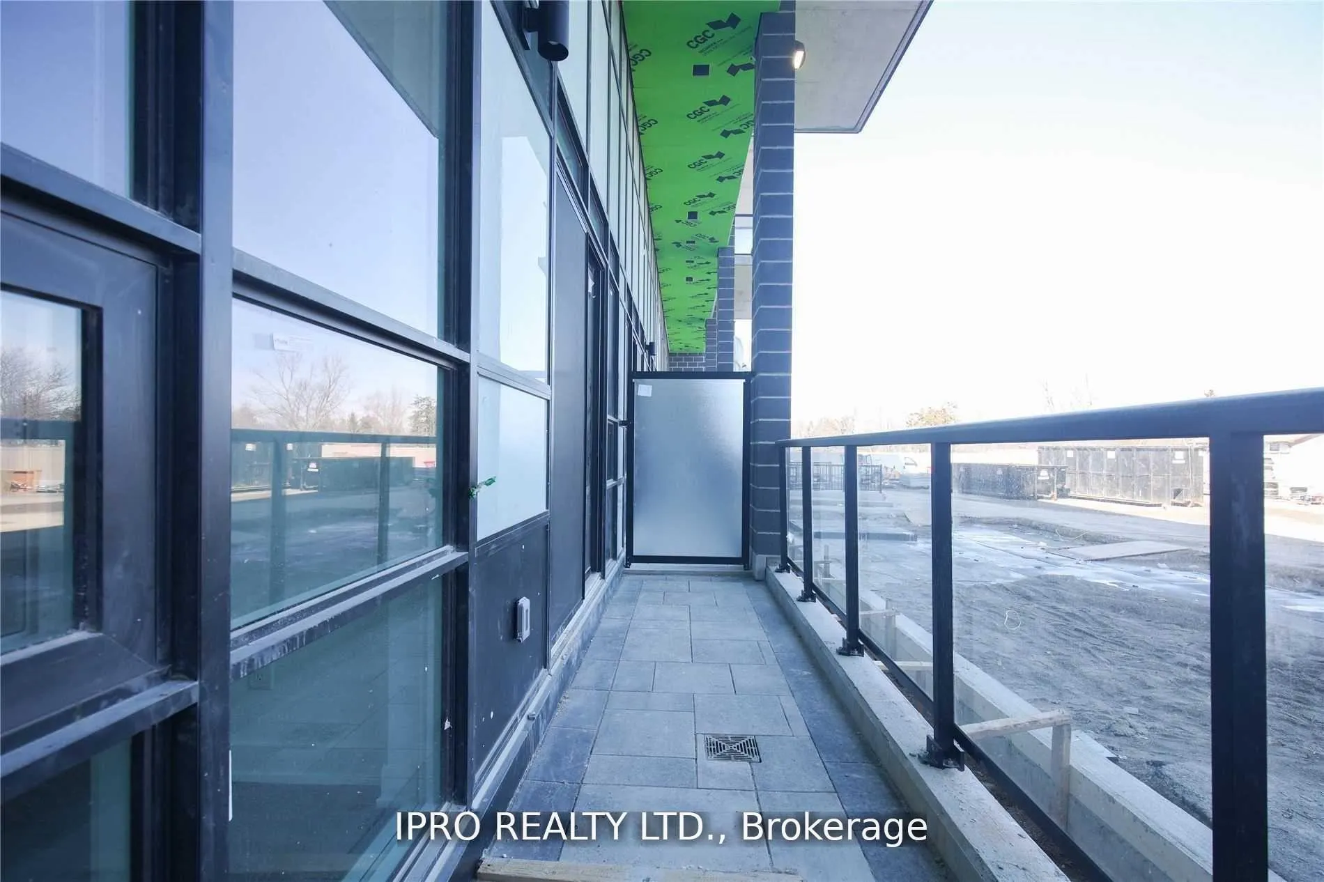 Photo 10 of Unit 110, 681 Yonge Street, Barrie, Painswick South — HOMEH