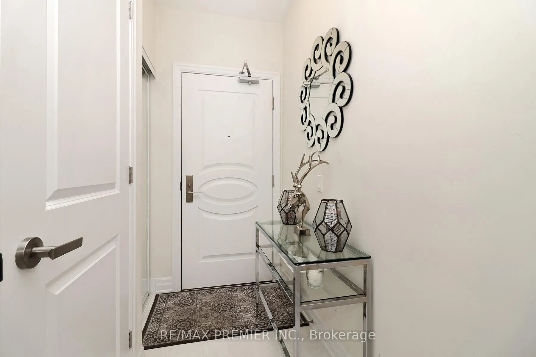 Photo 2 of Unit 809, 9085 Jane Street, Vaughan, Concord — HOMEH