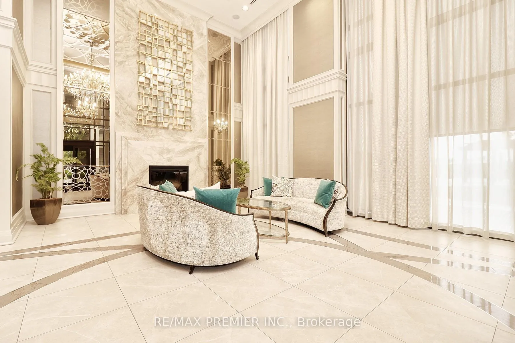 Photo 9 of Unit 809, 9085 Jane Street, Vaughan, Concord — HOMEH