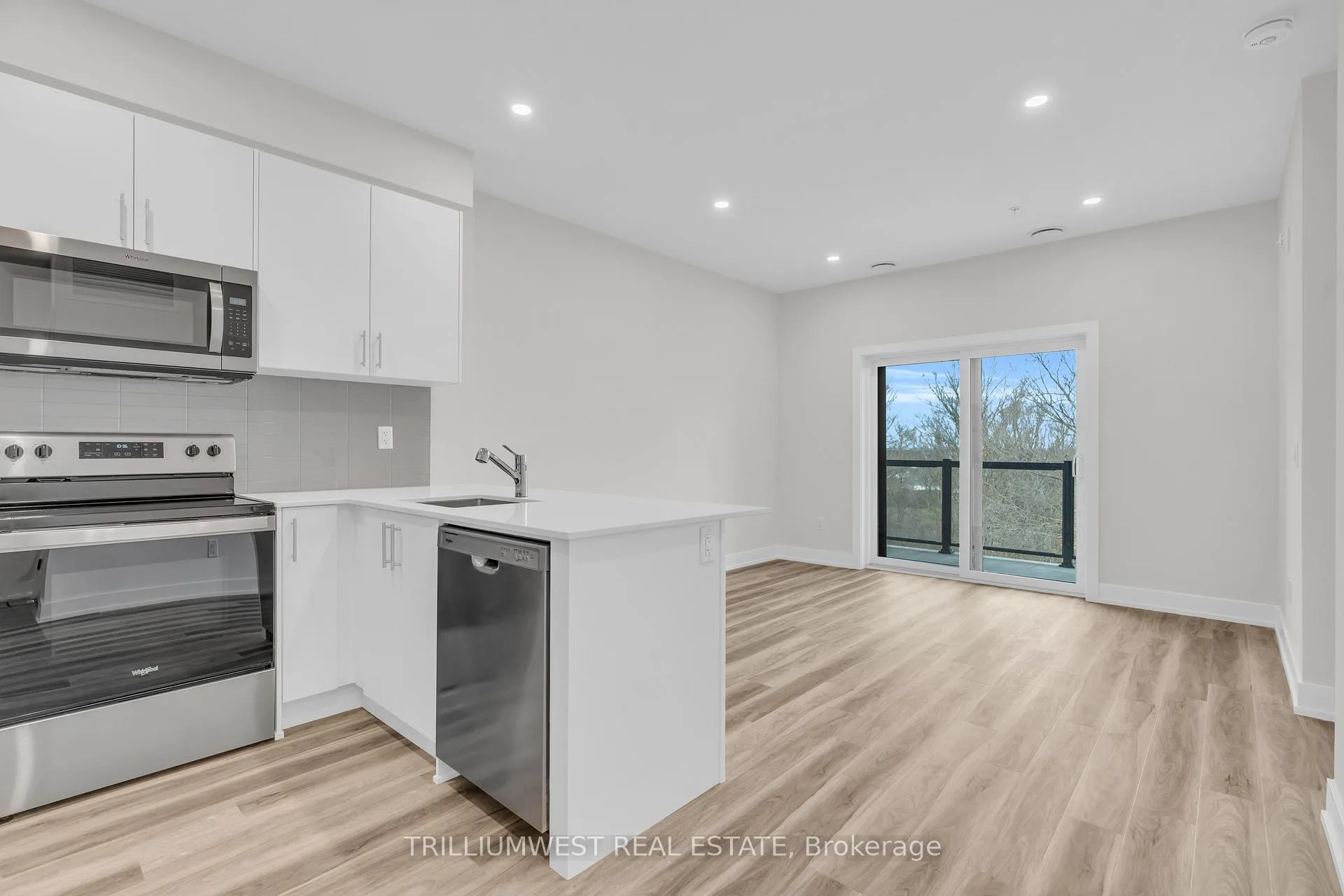 Photo 3 of Unit 503, 1100 Lackner Place, Kitchener — HOMEH