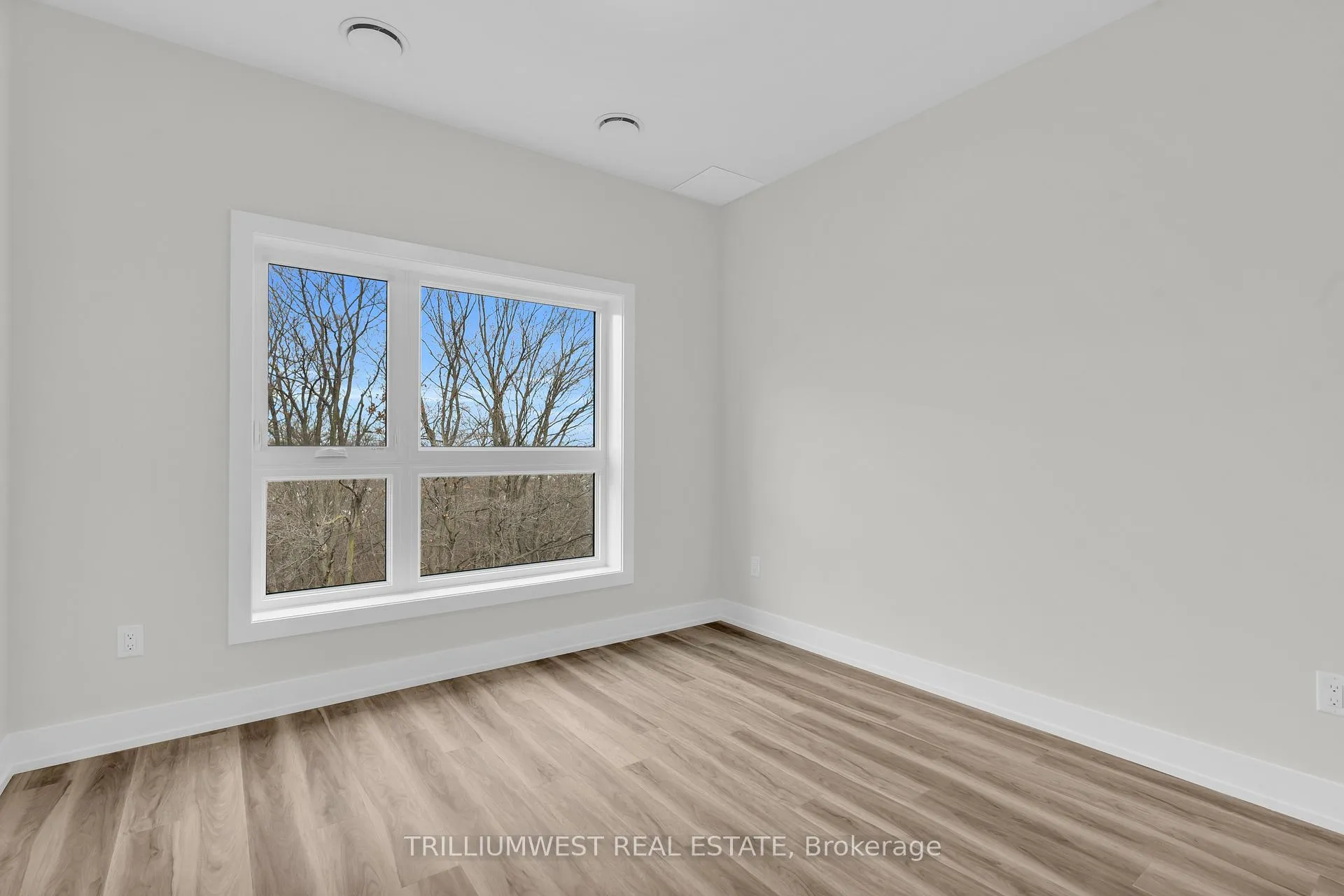 Photo 11 of Unit 503, 1100 Lackner Place, Kitchener — HOMEH