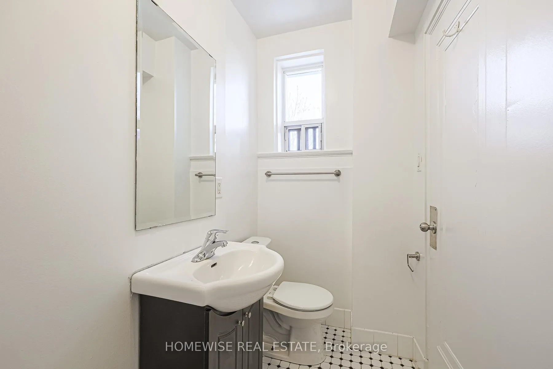 Photo 12 of Unit 505, 2837 Yonge Street, Toronto, Lawrence Park South — HOMEH