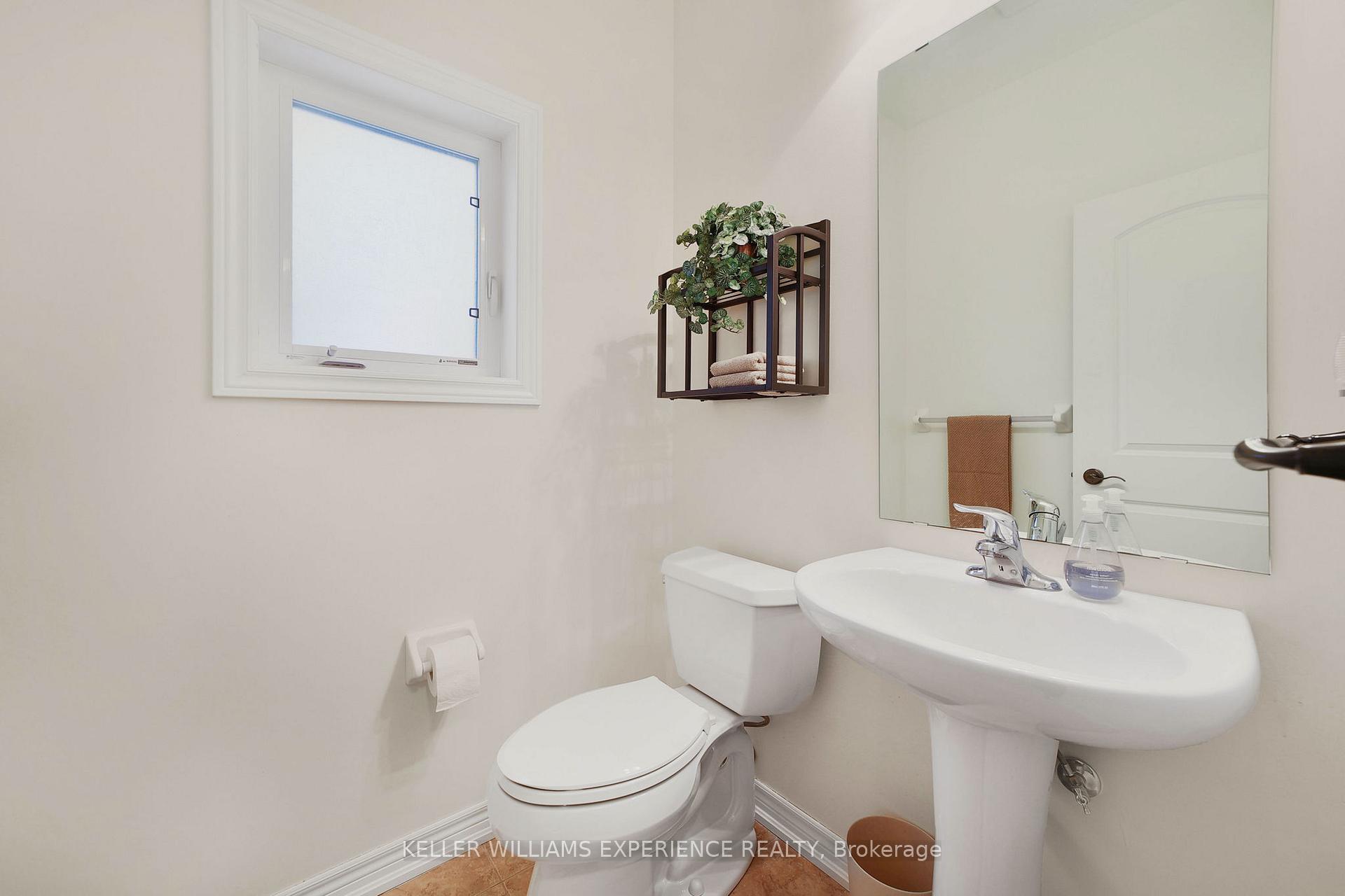 Photo 15 of 248 Greenwood Drive, Essa, Angus — HOMEH