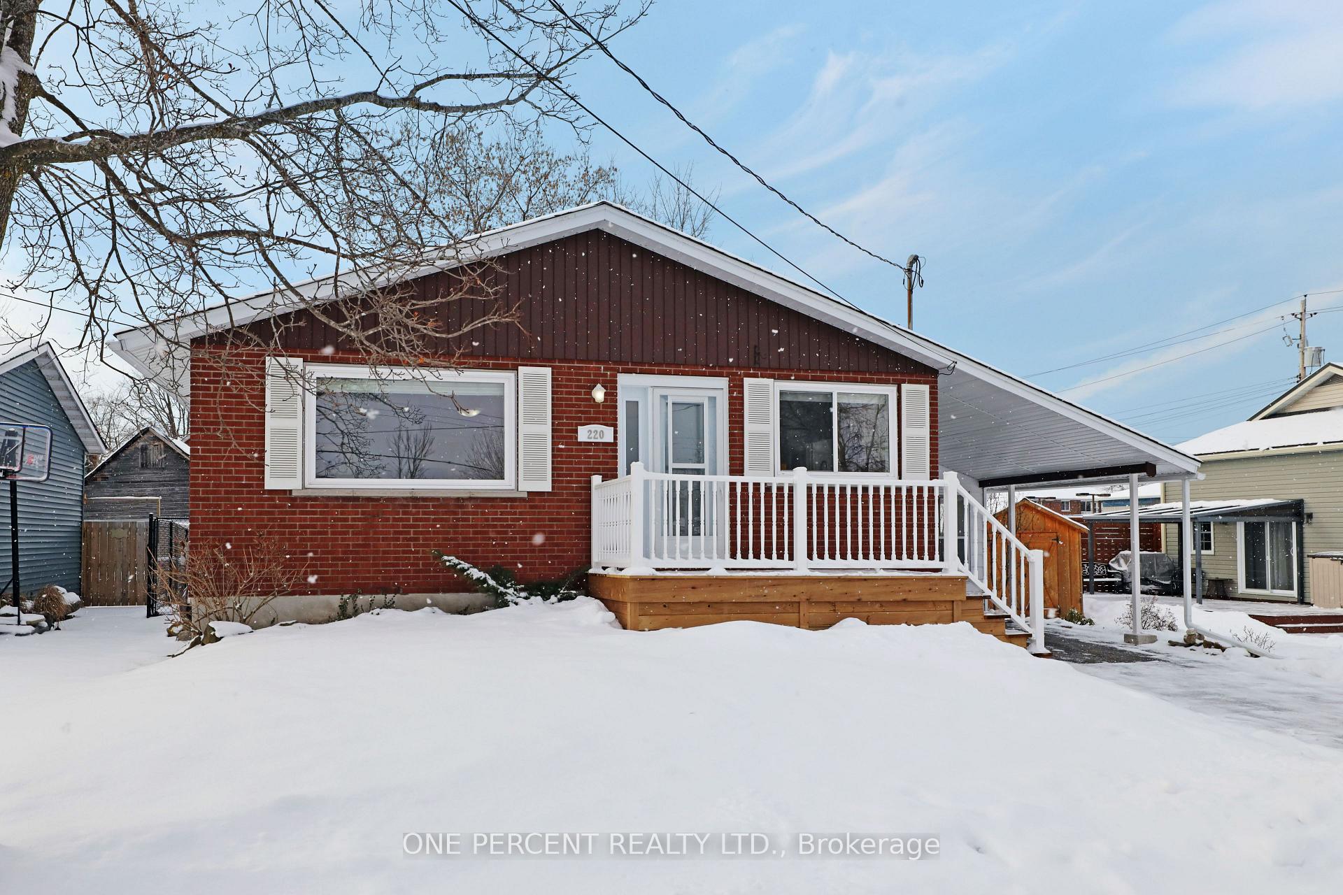 Photo 3 of 220 Mclaren Street, Carleton Place — HOMEH