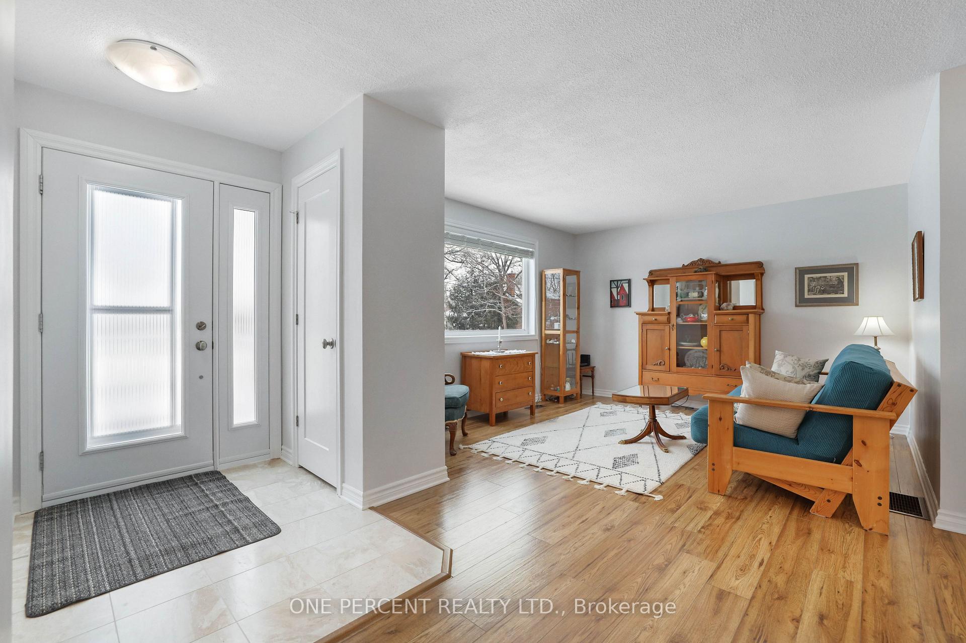 Photo 8 of 220 Mclaren Street, Carleton Place — HOMEH