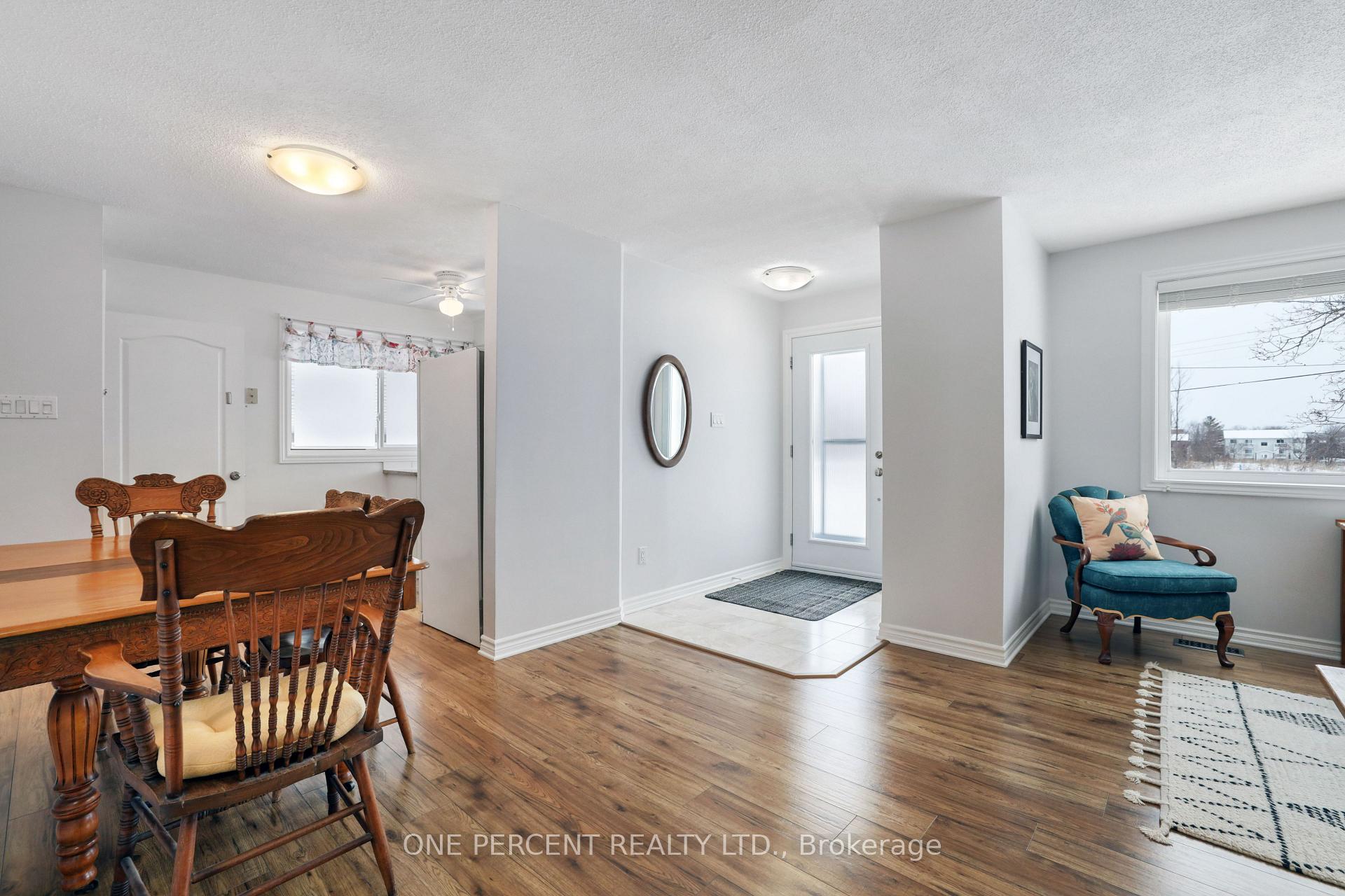 Photo 9 of 220 Mclaren Street, Carleton Place — HOMEH