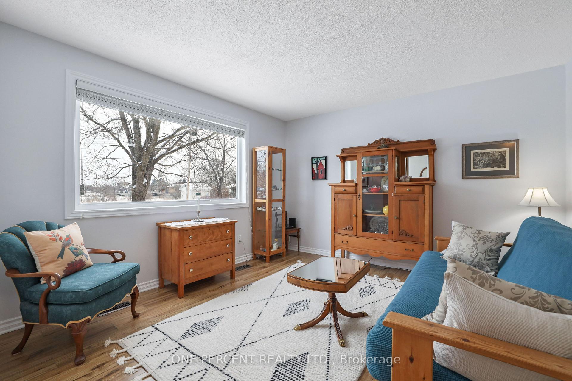 Photo 10 of 220 Mclaren Street, Carleton Place — HOMEH