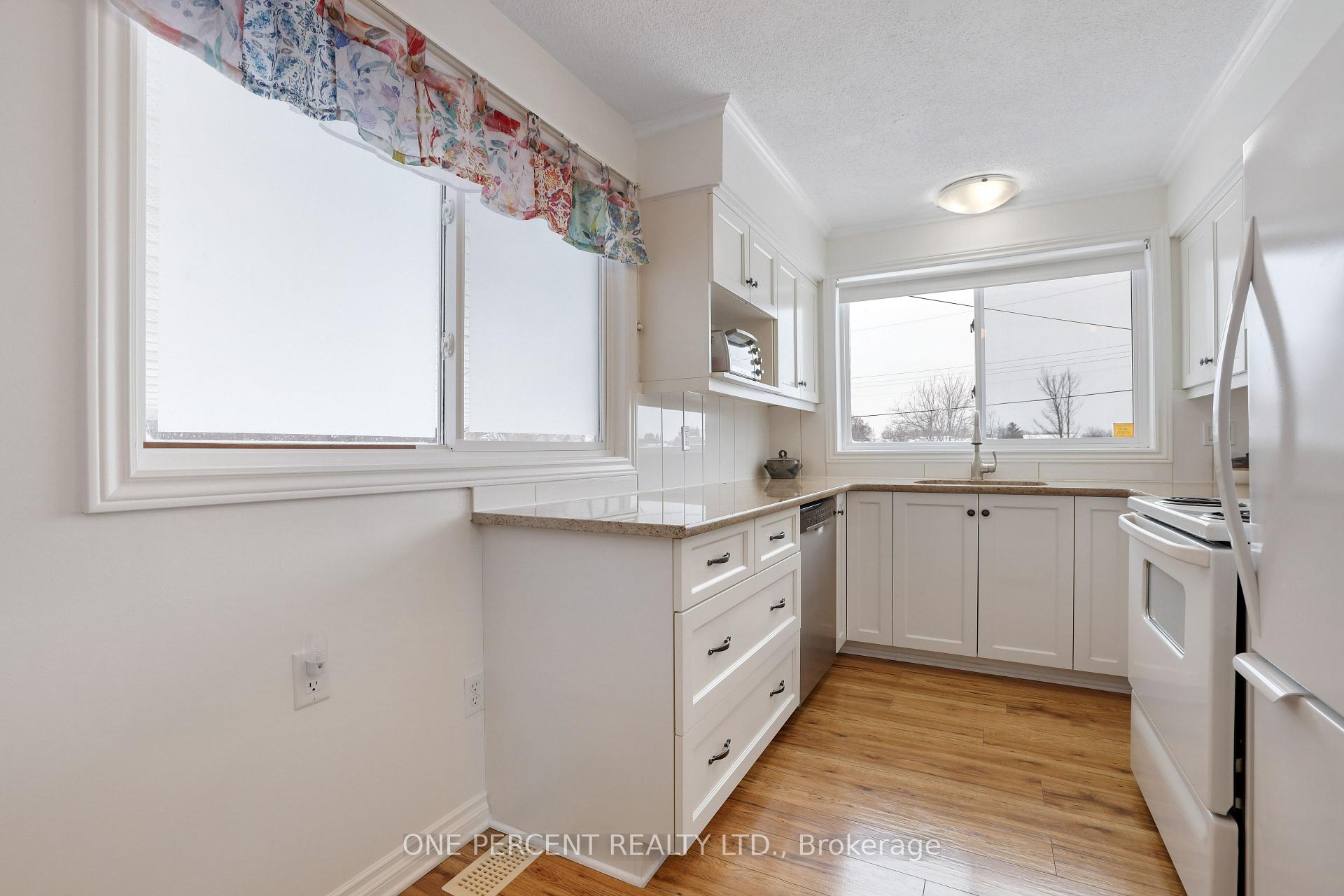 Photo 13 of 220 Mclaren Street, Carleton Place — HOMEH
