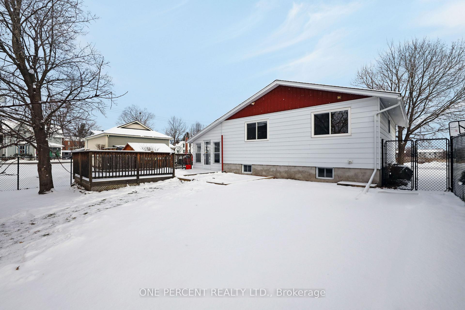 Photo 32 of 220 Mclaren Street, Carleton Place — HOMEH