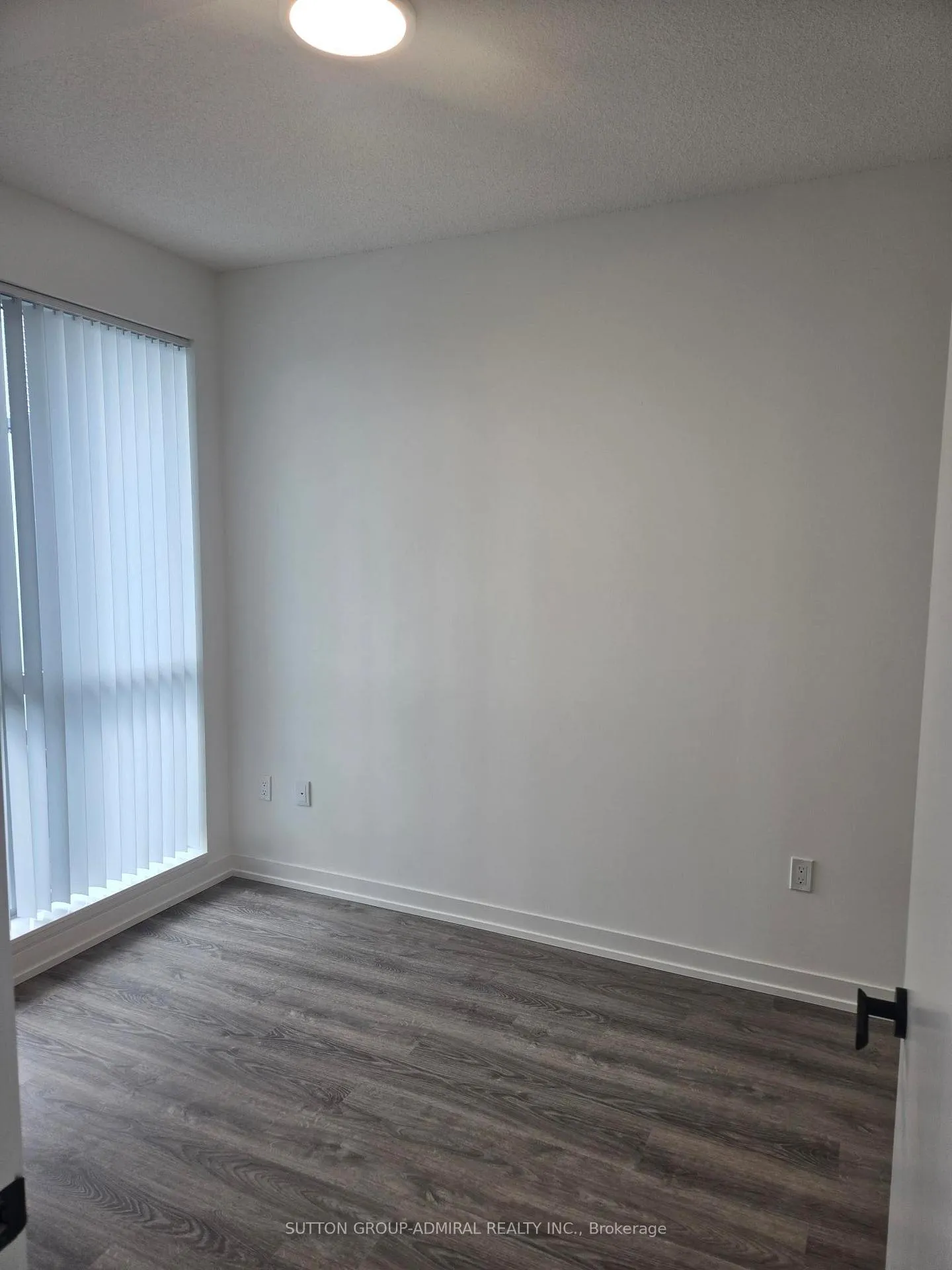 Photo 1 of Unit 502, 8 Interchange Way, Vaughan, Vaughan Corporate Centre — HOMEH