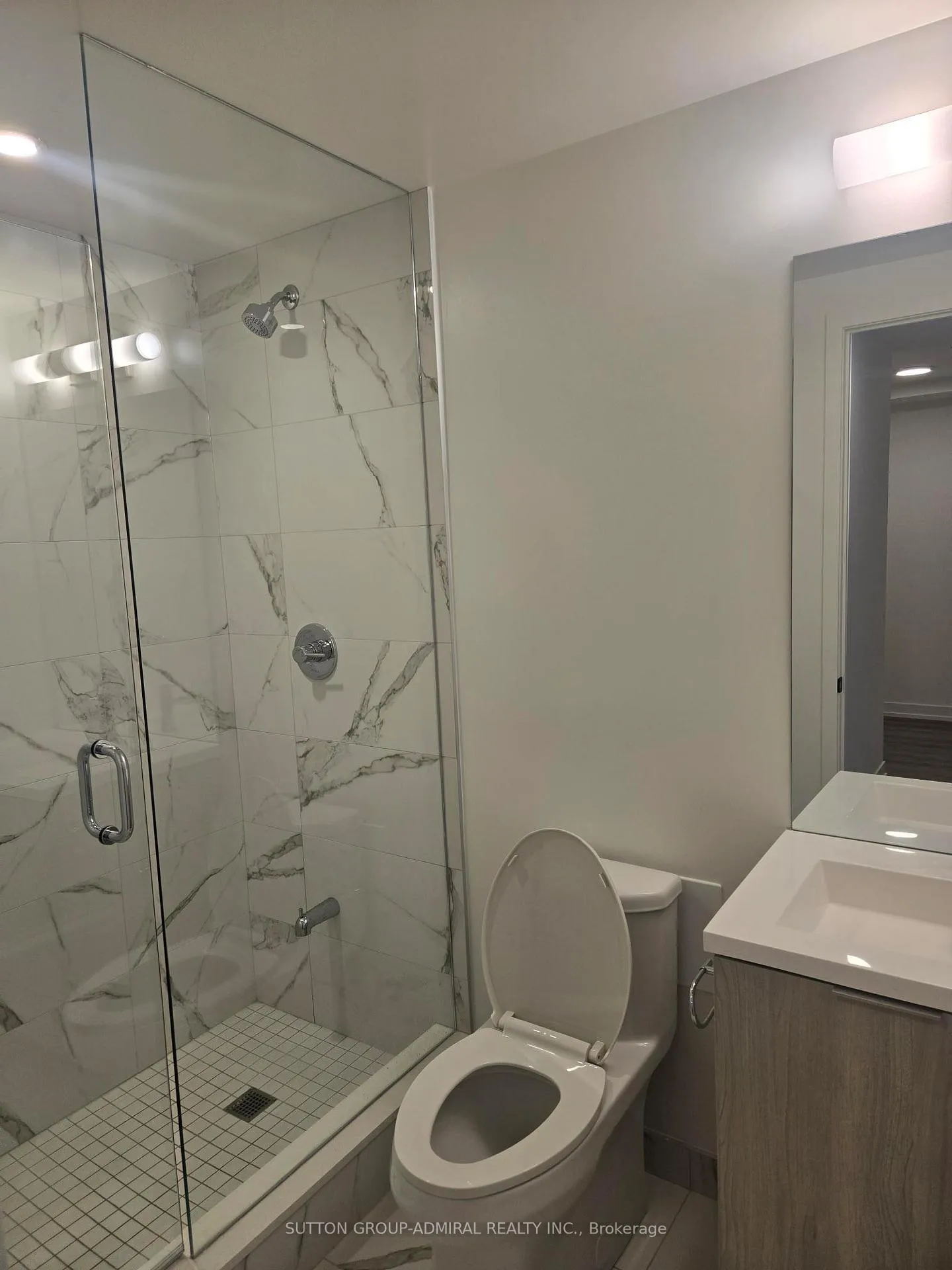 Photo 10 of Unit 502, 8 Interchange Way, Vaughan, Vaughan Corporate Centre — HOMEH