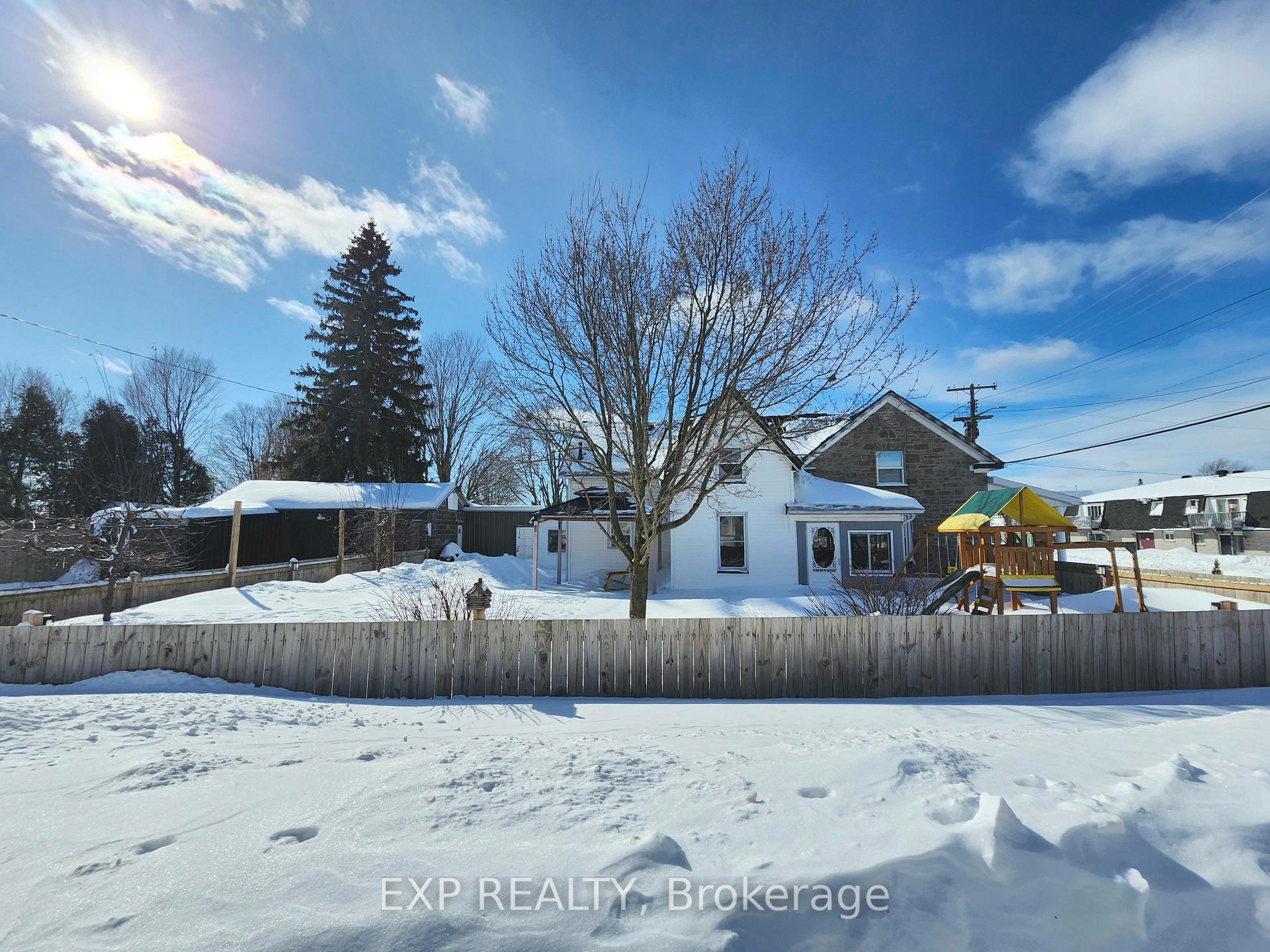 Photo 4 of 2057 Dundas Street, Edwardsburgh/Cardinal, Town of Cardinal — HOMEH