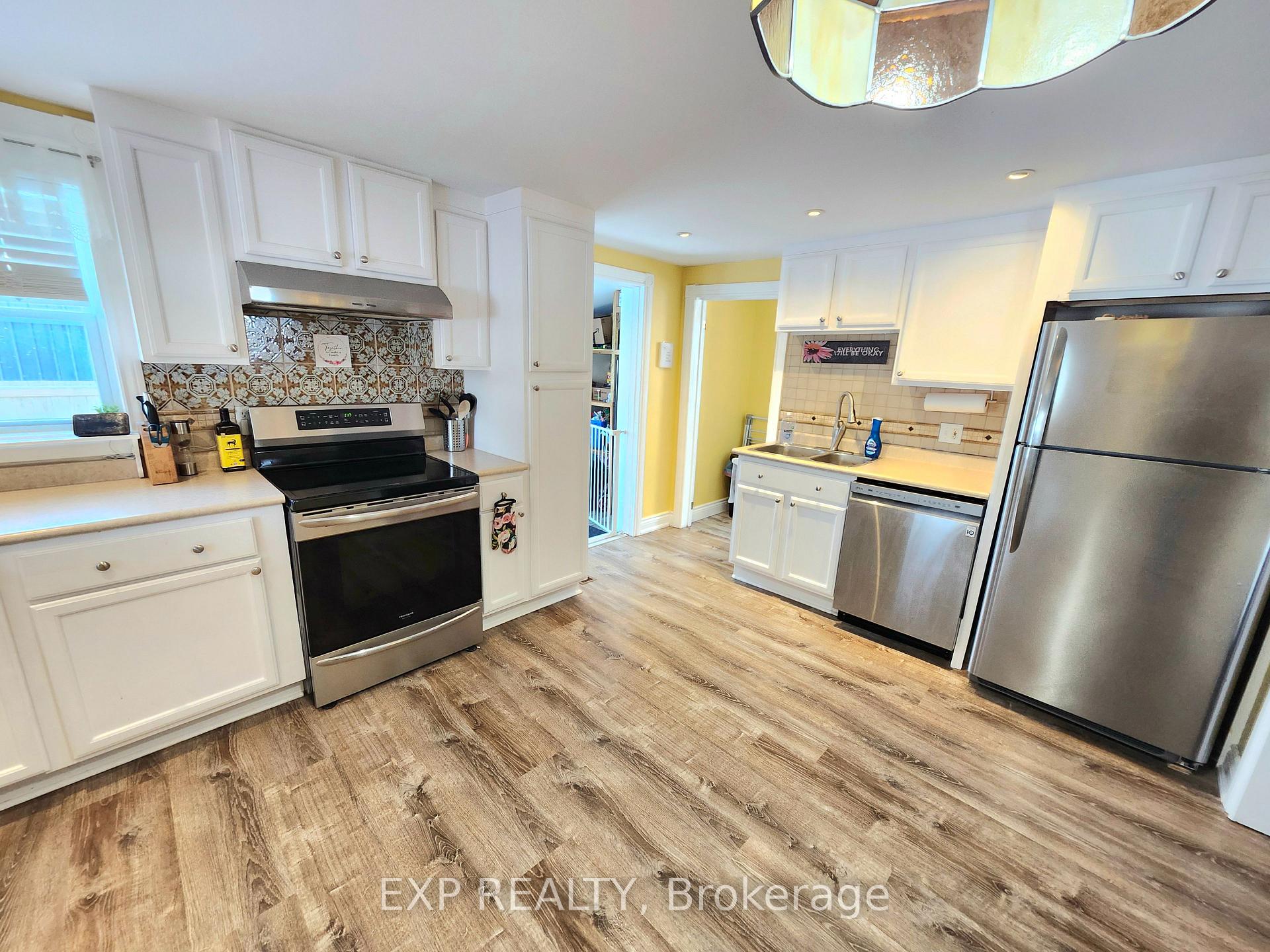 Photo 7 of 2057 Dundas Street, Edwardsburgh/Cardinal, Town of Cardinal — HOMEH