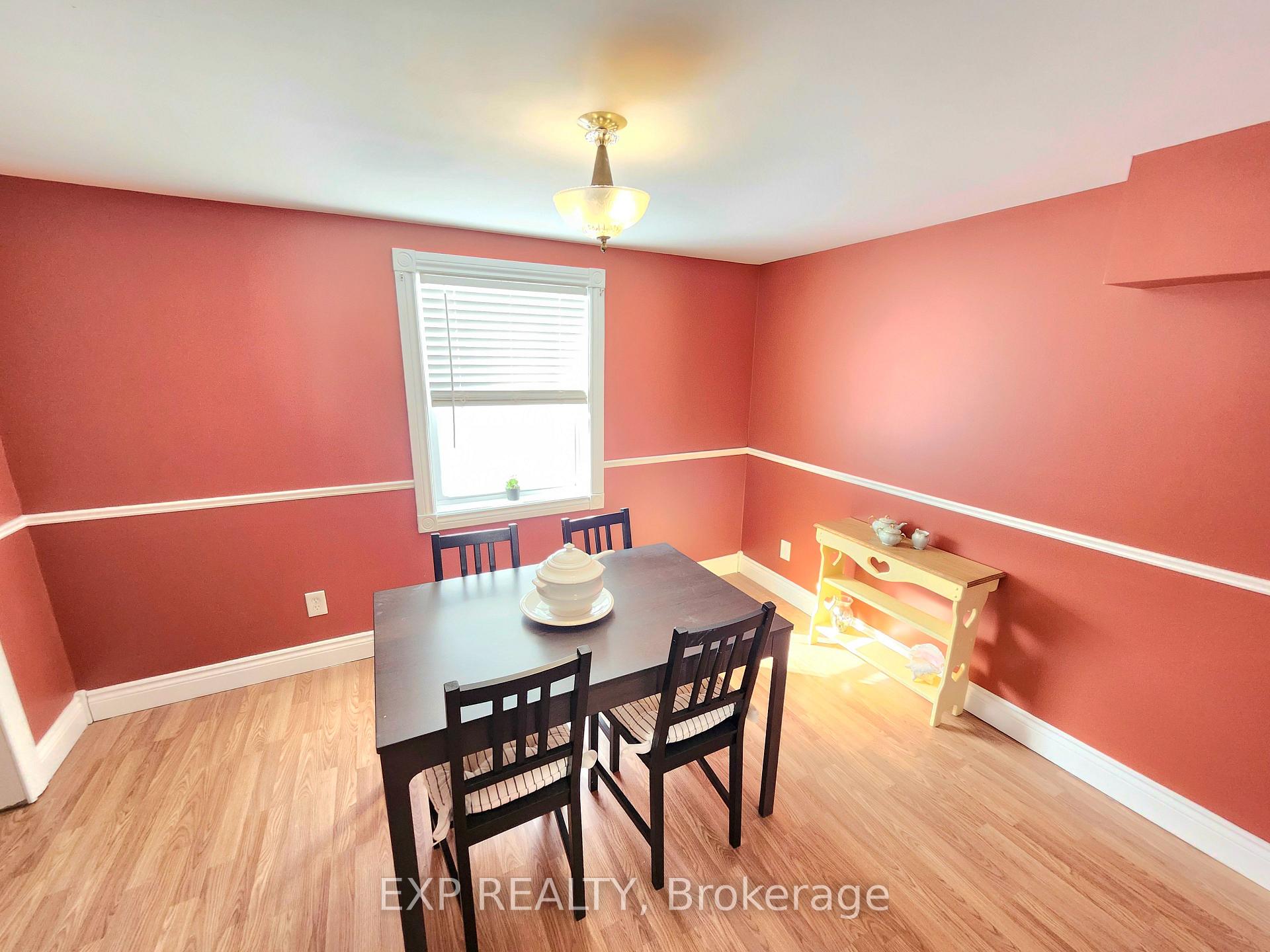 Photo 11 of 2057 Dundas Street, Edwardsburgh/Cardinal, Town of Cardinal — HOMEH