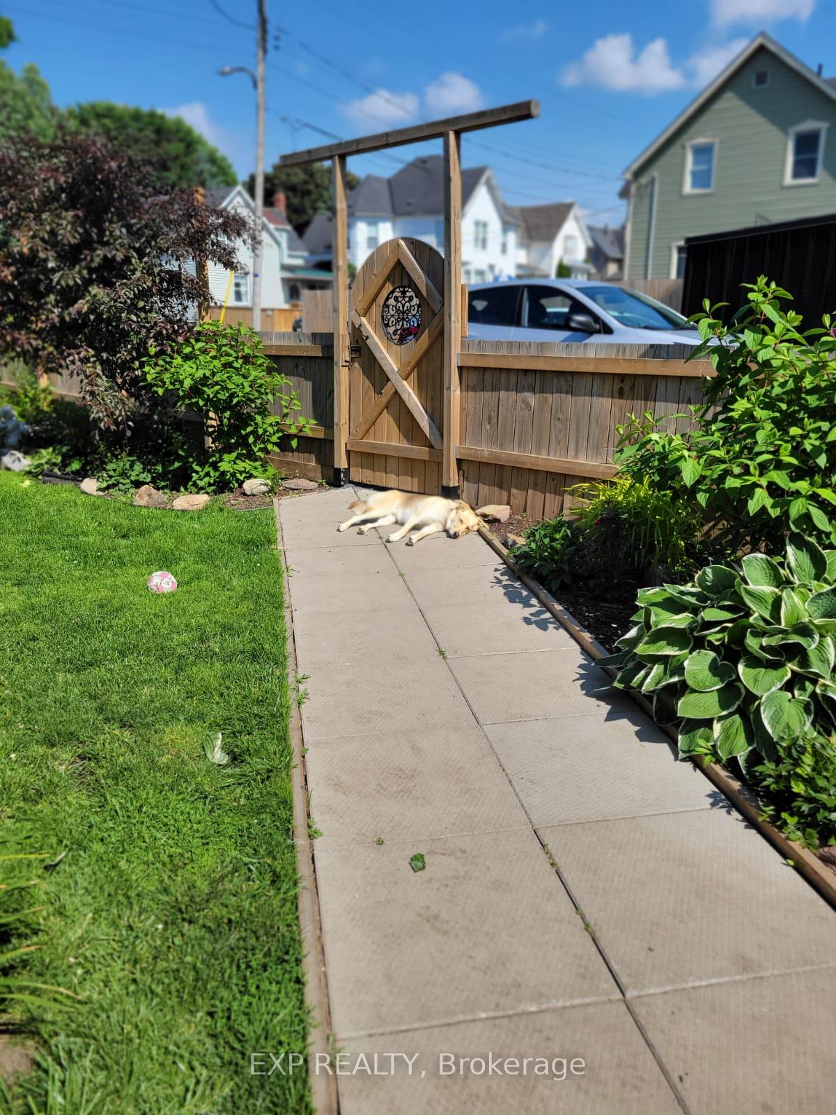 Photo 39 of 2057 Dundas Street, Edwardsburgh/Cardinal, Town of Cardinal — HOMEH