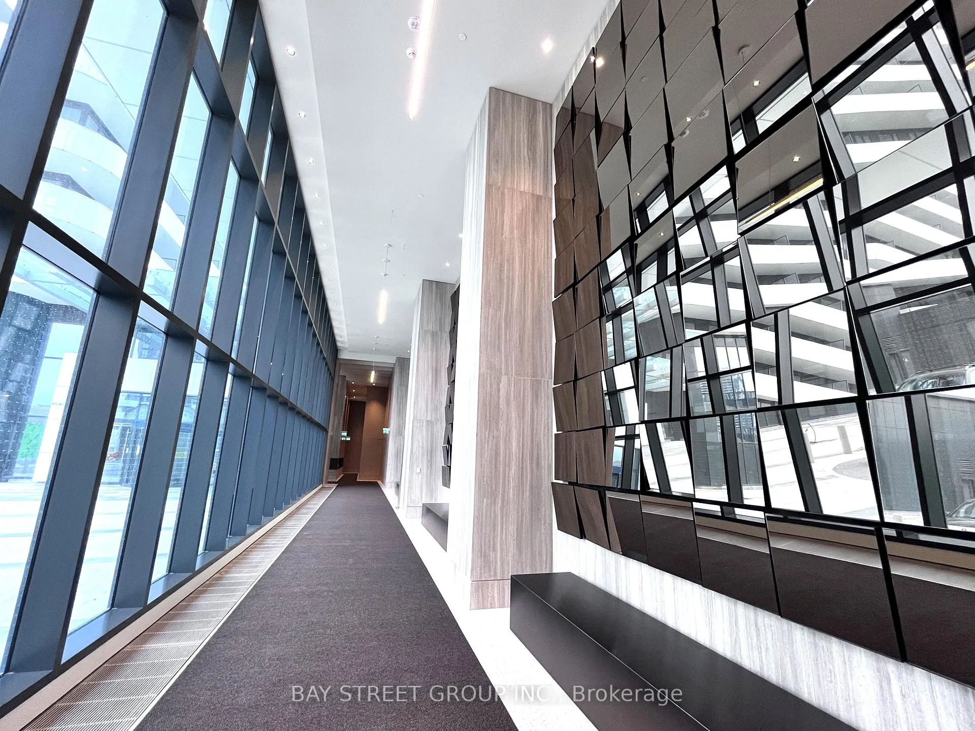 Photo 4 of Unit 2001, 225 Commerce Street, Vaughan, Vaughan Corporate Centre — HOMEH