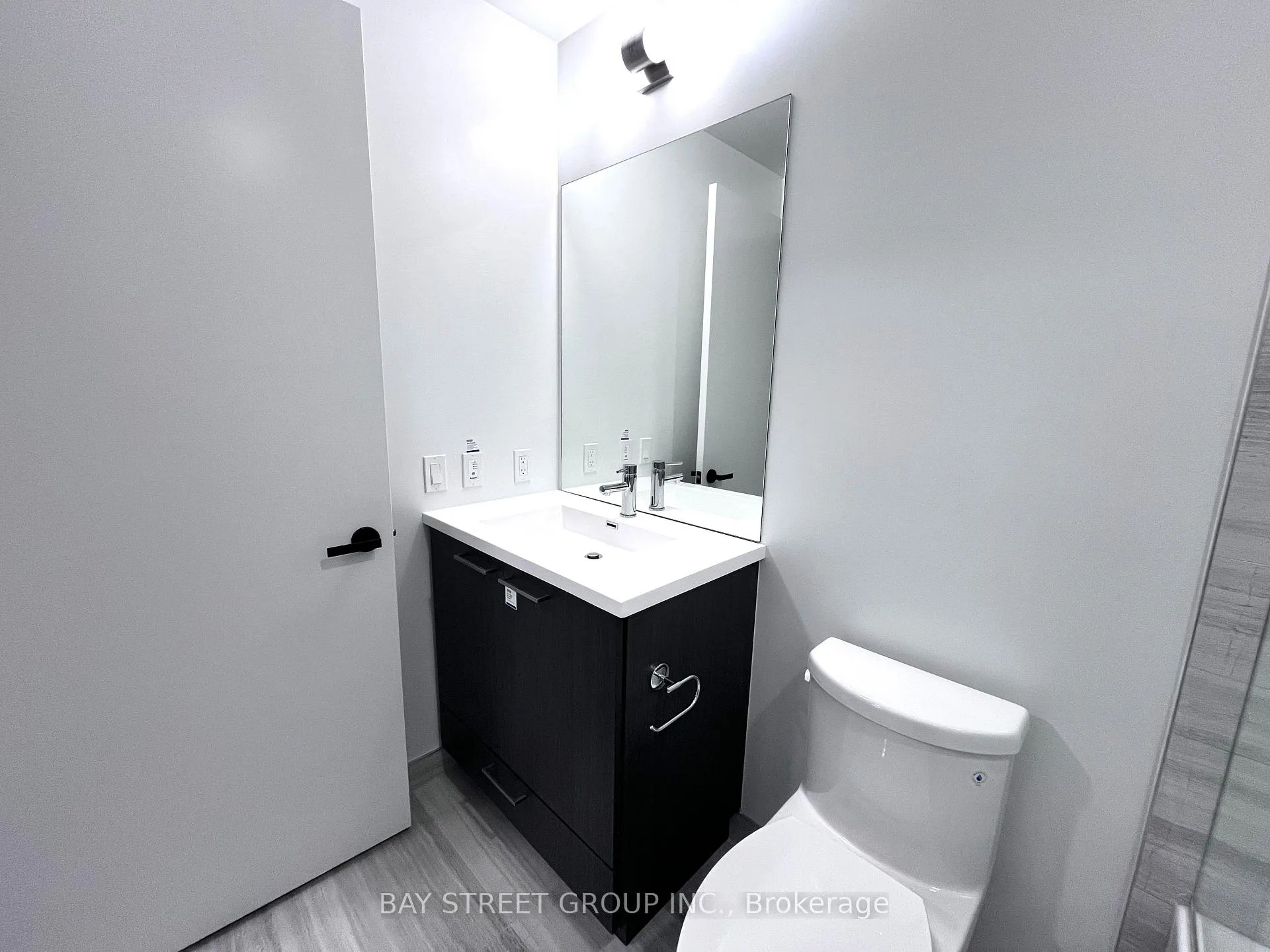 Photo 18 of Unit 2001, 225 Commerce Street, Vaughan, Vaughan Corporate Centre — HOMEH