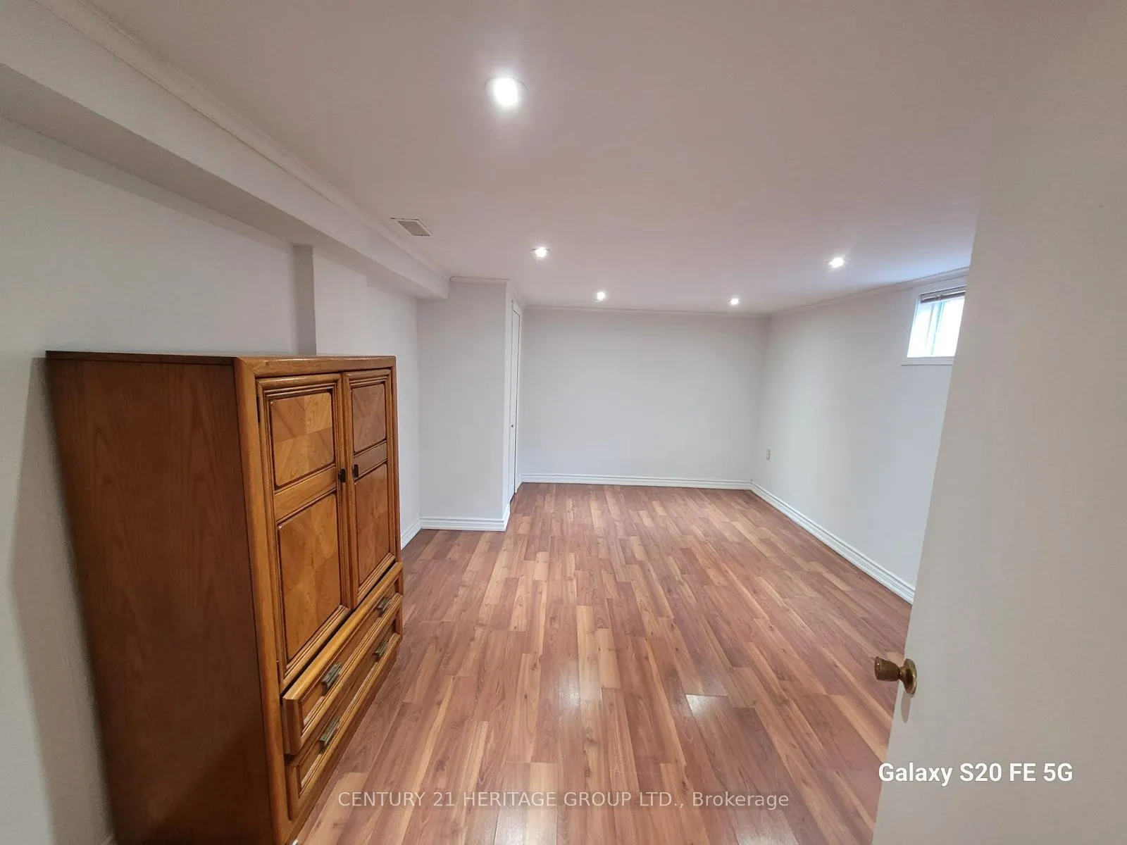 Photo 7 of Unit Basement, 26 Richardson Drive, Aurora, Aurora Highlands — HOMEH