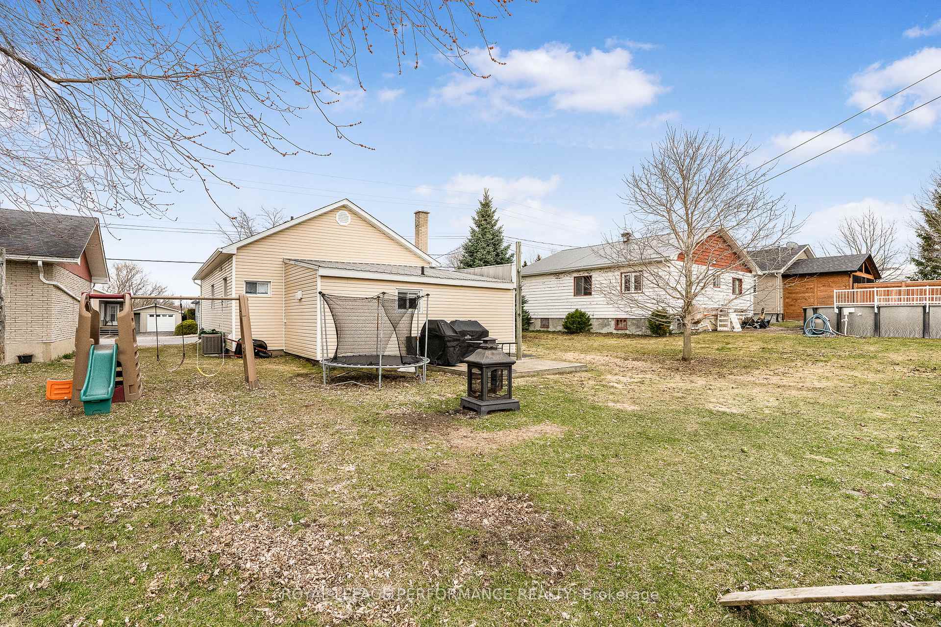 Photo 20 of 98 Stanley Avenue, Champlain, Vankleek Hill — HOMEH