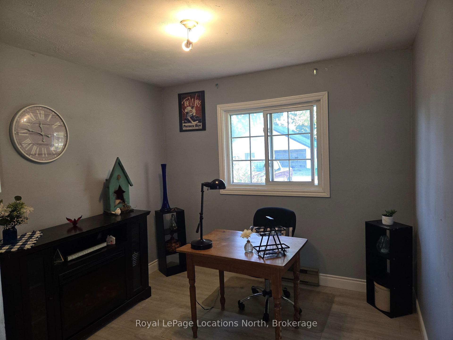 Photo 12 of 209 Christopher Street, Clearview, Stayner — HOMEH