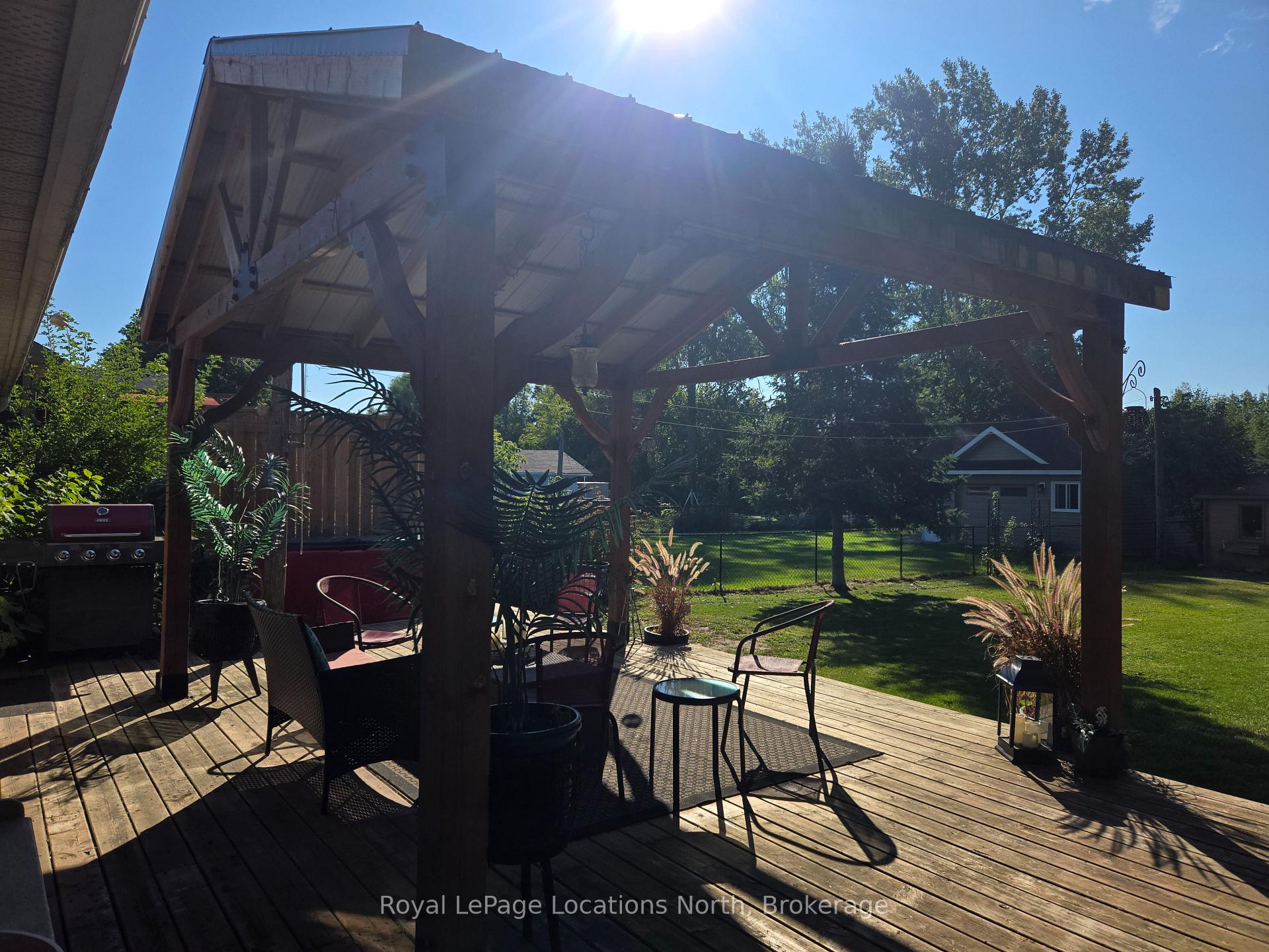 Photo 22 of 209 Christopher Street, Clearview, Stayner — HOMEH