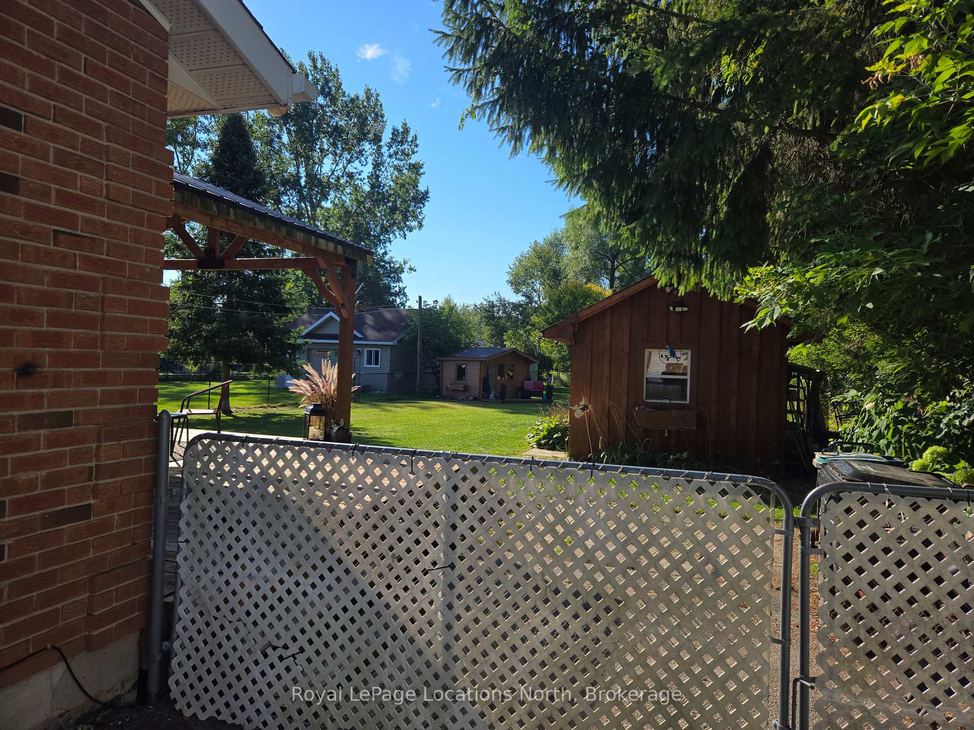Photo 32 of 209 Christopher Street, Clearview, Stayner — HOMEH