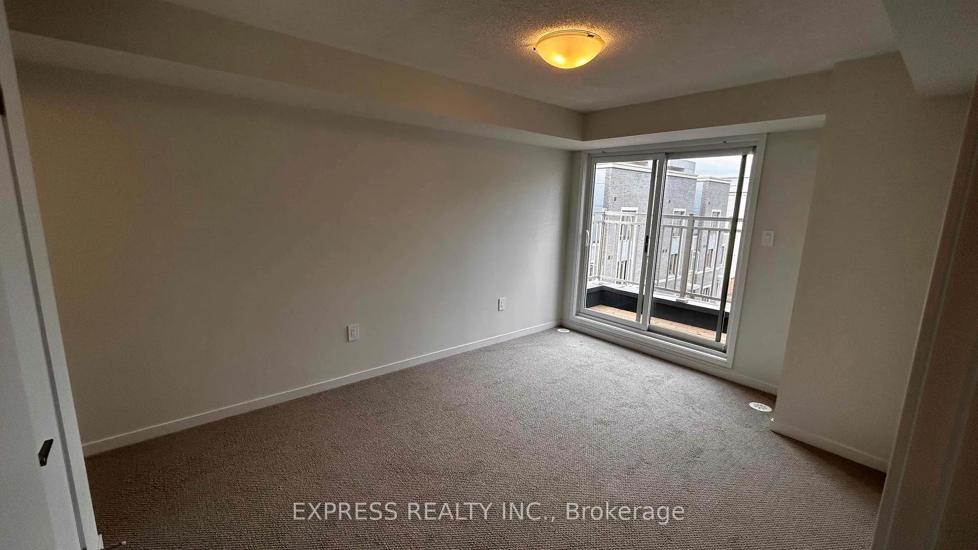 Photo 11 of Unit TH35, 21 Honeycrisp Crescent, Vaughan, Vaughan Corporate Centre — HOMEH