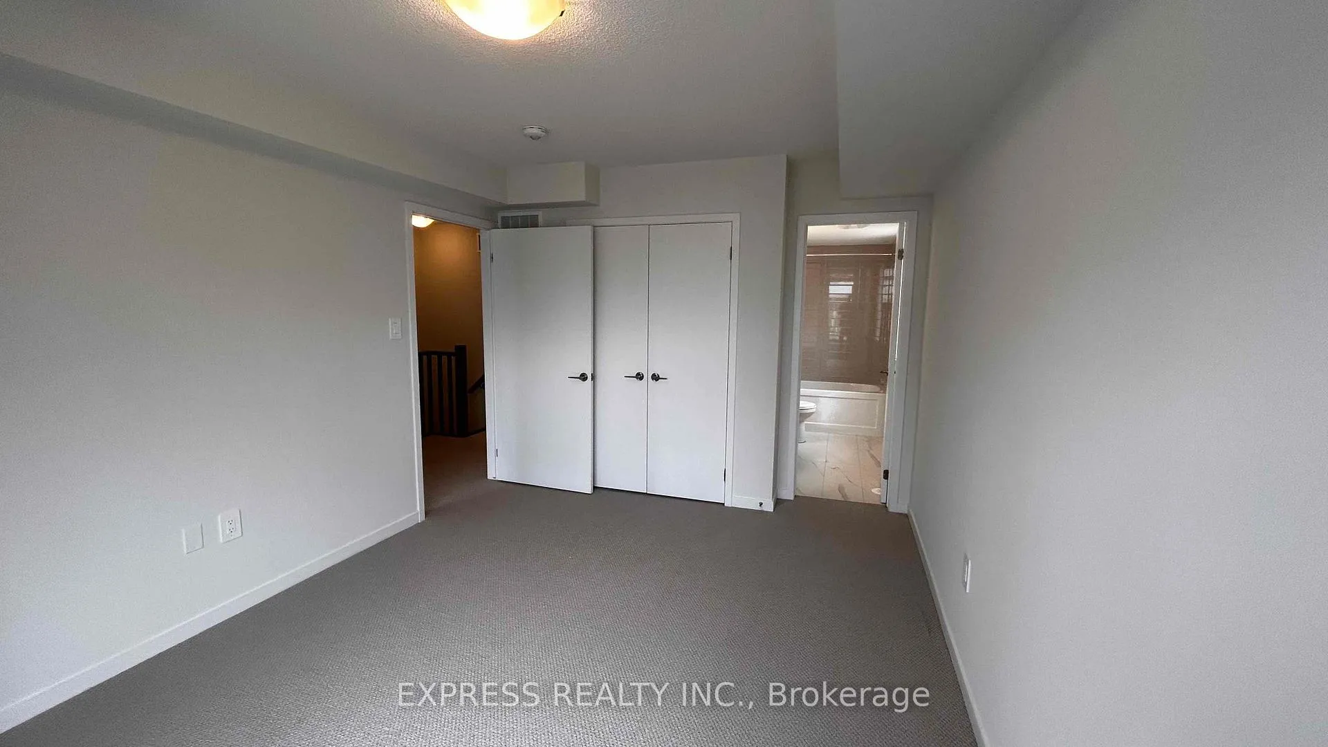 Photo 12 of Unit TH35, 21 Honeycrisp Crescent, Vaughan, Vaughan Corporate Centre — HOMEH