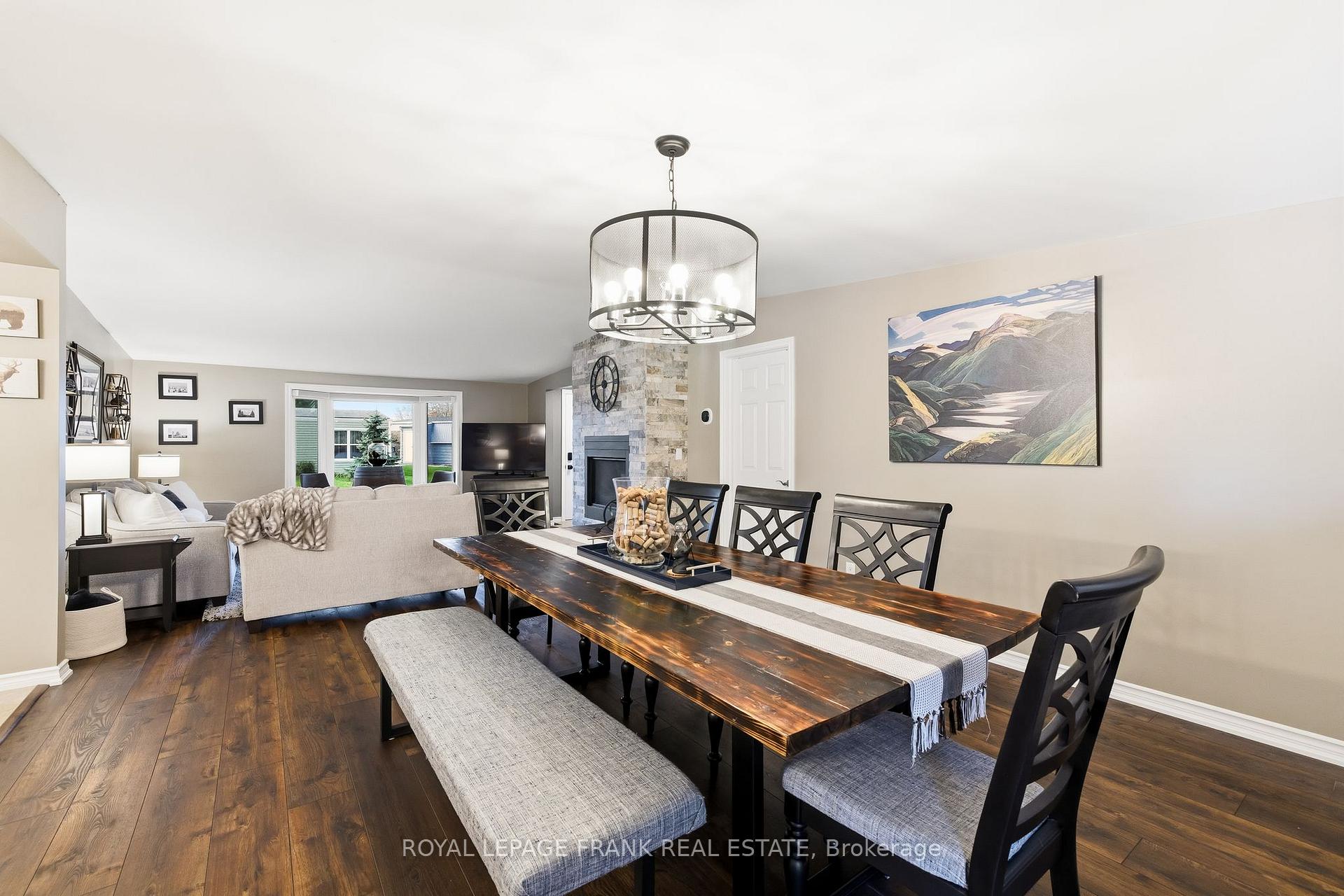 Photo 11 of 37 Fairway Drive, Clarington, Newcastle — HOMEH