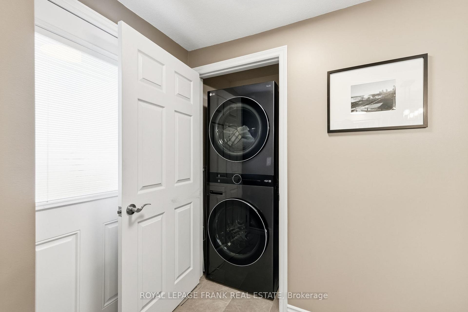 Photo 17 of 37 Fairway Drive, Clarington, Newcastle — HOMEH