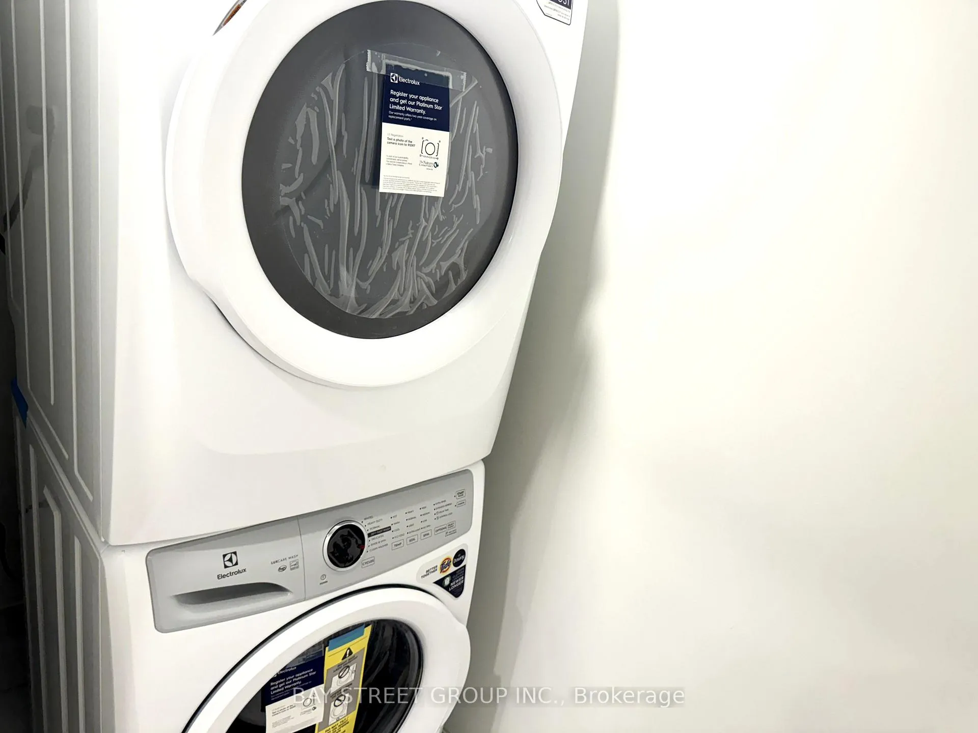 Photo 11 of Unit TH307, 130 Honeyscrisp Crescent, Vaughan, Vaughan Corporate Centre — HOMEH