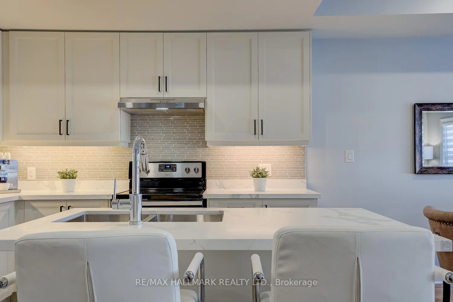 Photo 4 of Unit 231, 3905 Major Mackenzie Drive, Vaughan, Vellore Village — HOMEH
