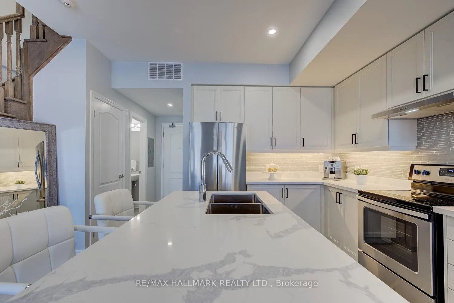Photo 13 of Unit 231, 3905 Major Mackenzie Drive, Vaughan, Vellore Village — HOMEH