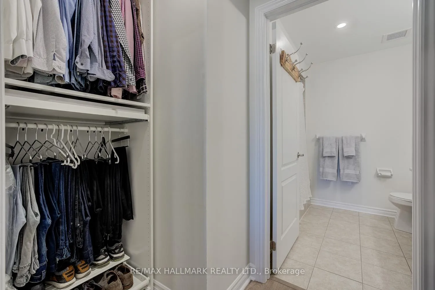 Photo 25 of Unit 231, 3905 Major Mackenzie Drive, Vaughan, Vellore Village — HOMEH