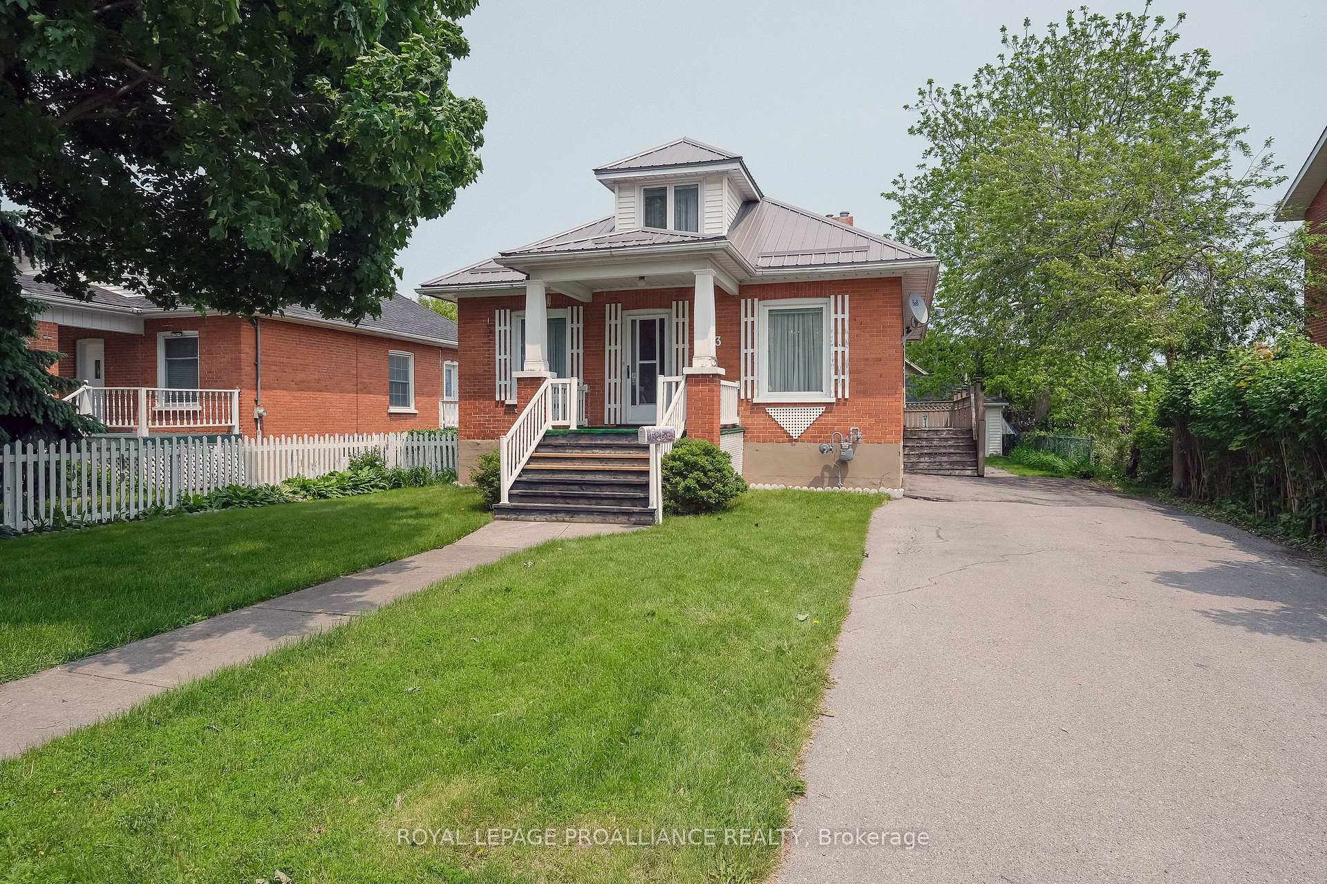 Photo 1 of 53 Gordon Street, Belleville, Belleville Ward — HOMEH