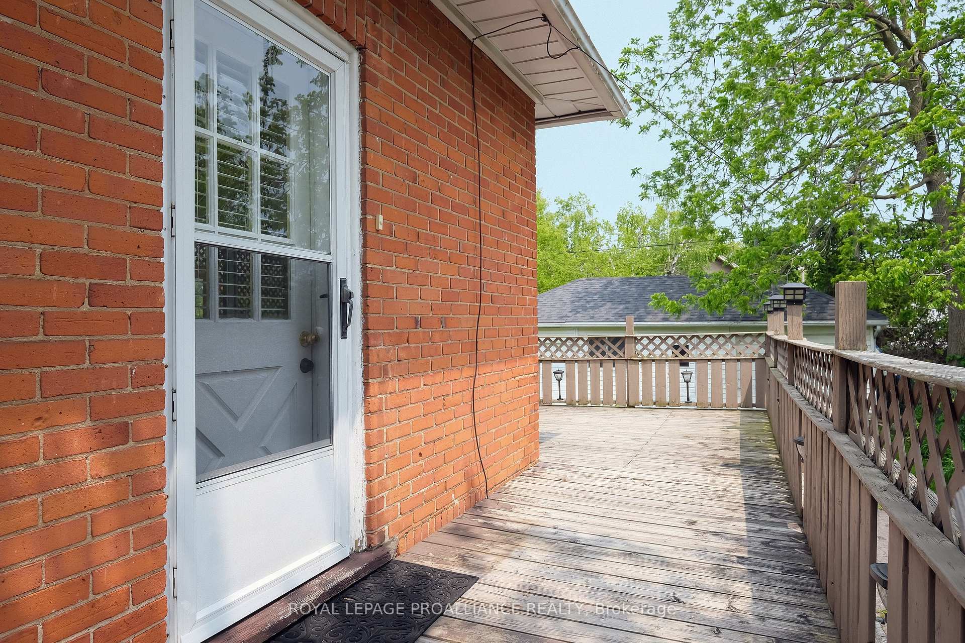 Photo 23 of 53 Gordon Street, Belleville, Belleville Ward — HOMEH