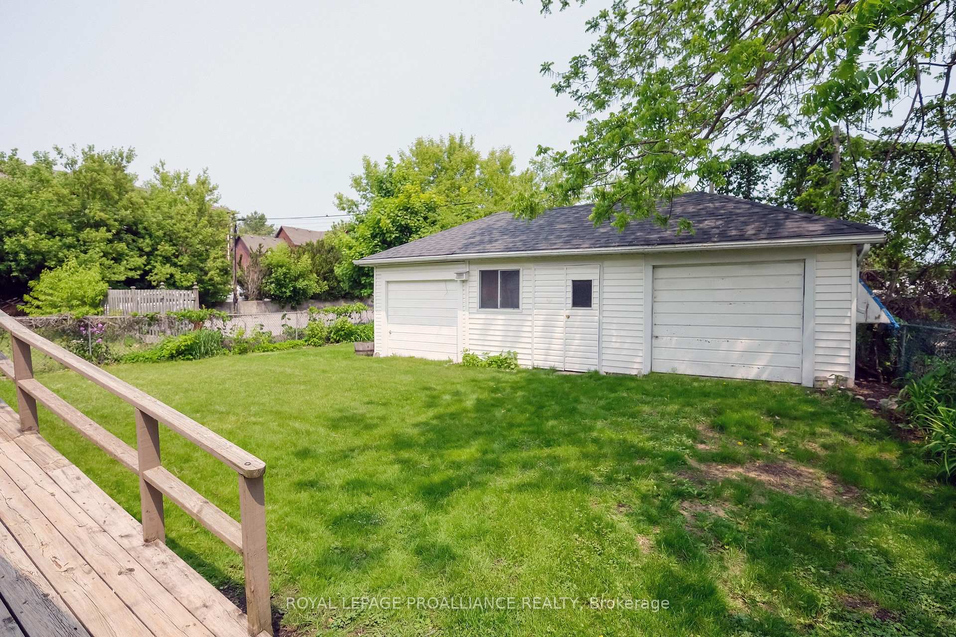 Photo 27 of 53 Gordon Street, Belleville, Belleville Ward — HOMEH