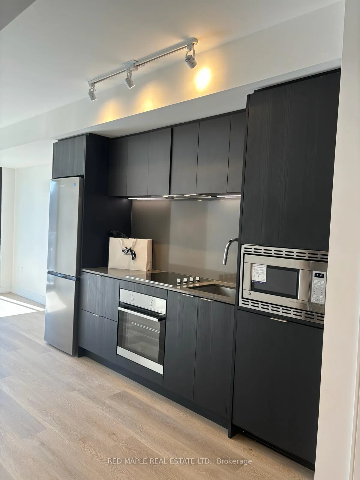 Photo 9 of Unit 502, 1 Jarvis Street N, Hamilton, Beasley — HOMEH