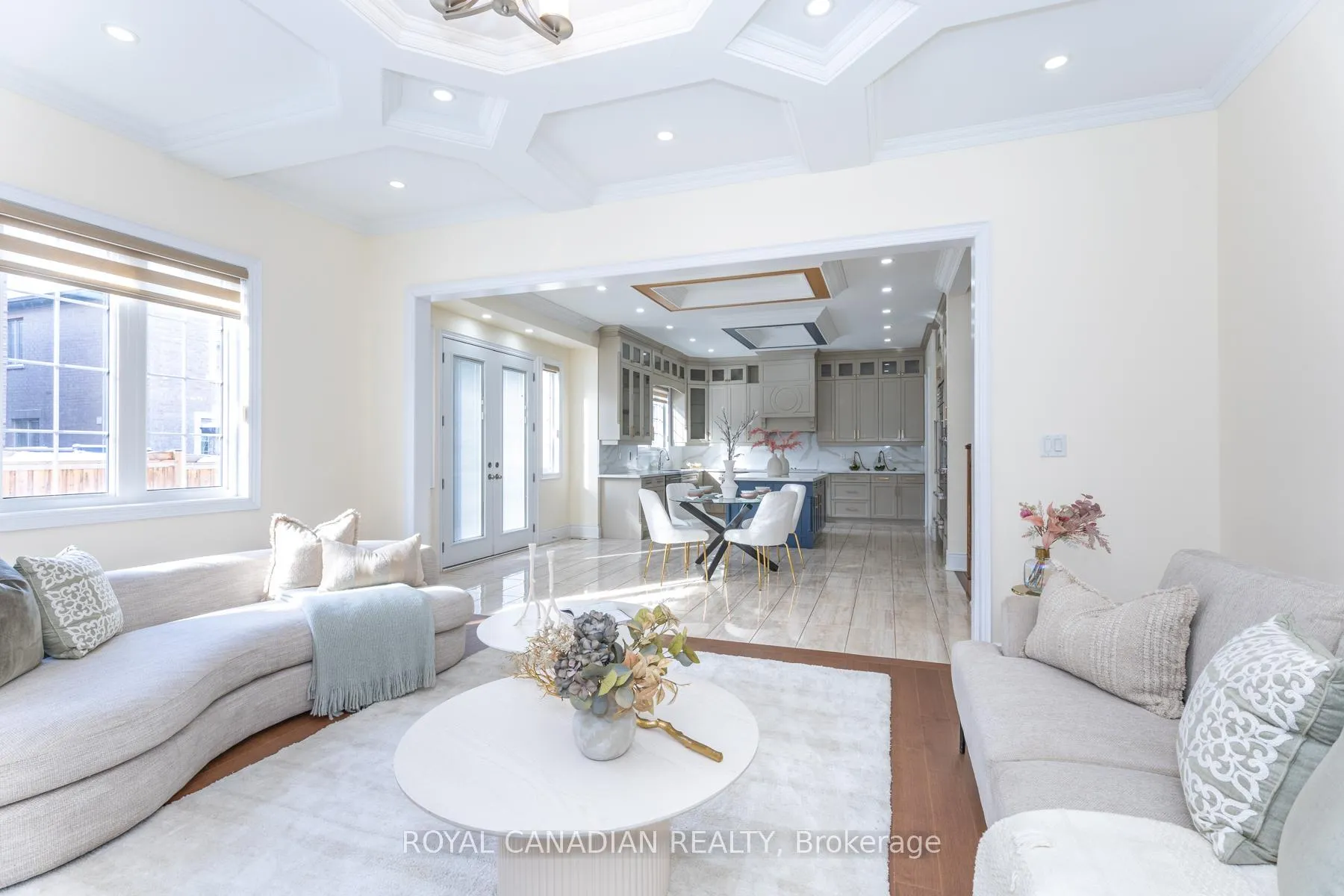 Photo 13 of 24 Buttonwood Road, Brampton, Toronto Gore Rural Estate — HOMEH