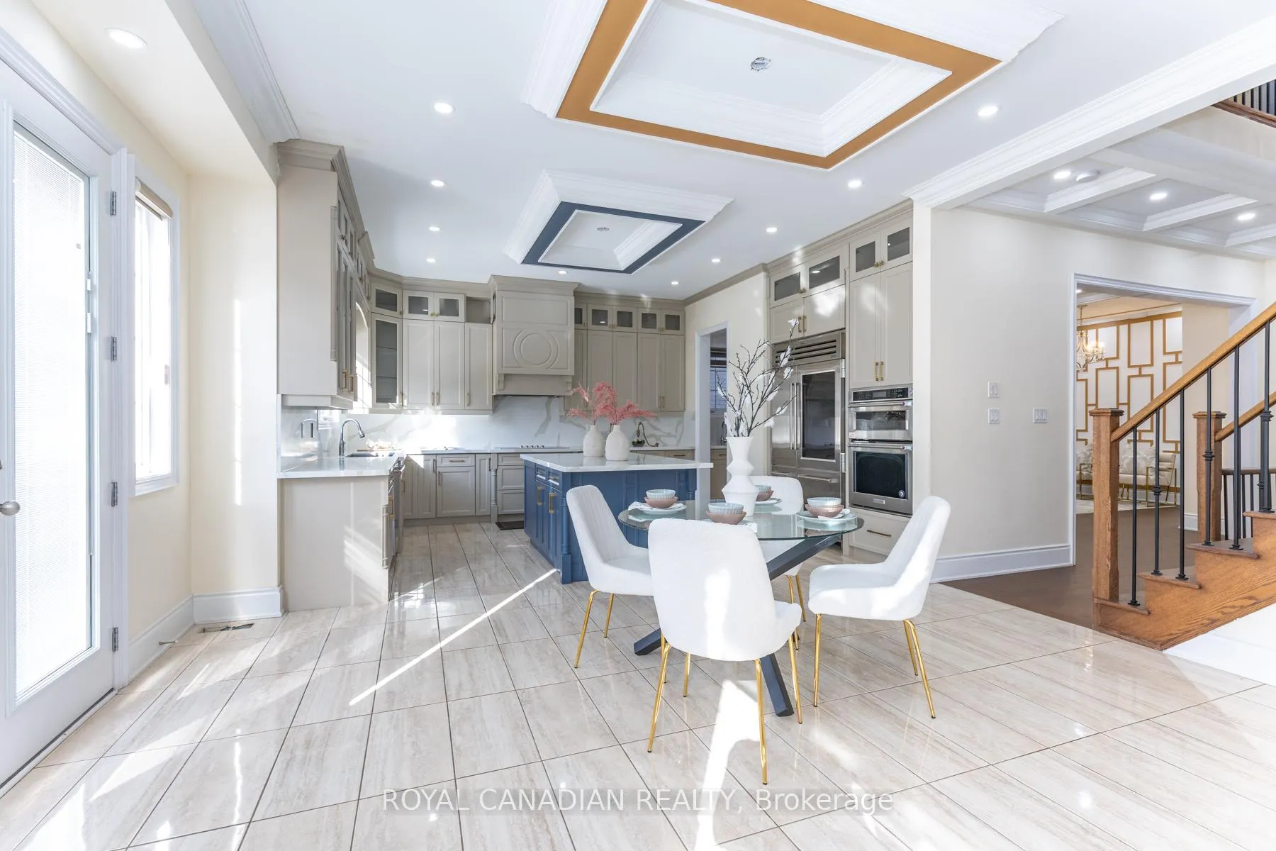 Photo 15 of 24 Buttonwood Road, Brampton, Toronto Gore Rural Estate — HOMEH