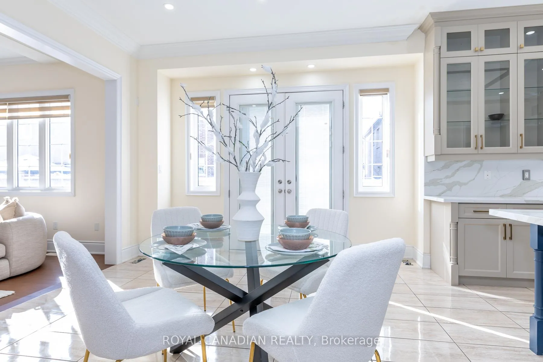 Photo 21 of 24 Buttonwood Road, Brampton, Toronto Gore Rural Estate — HOMEH