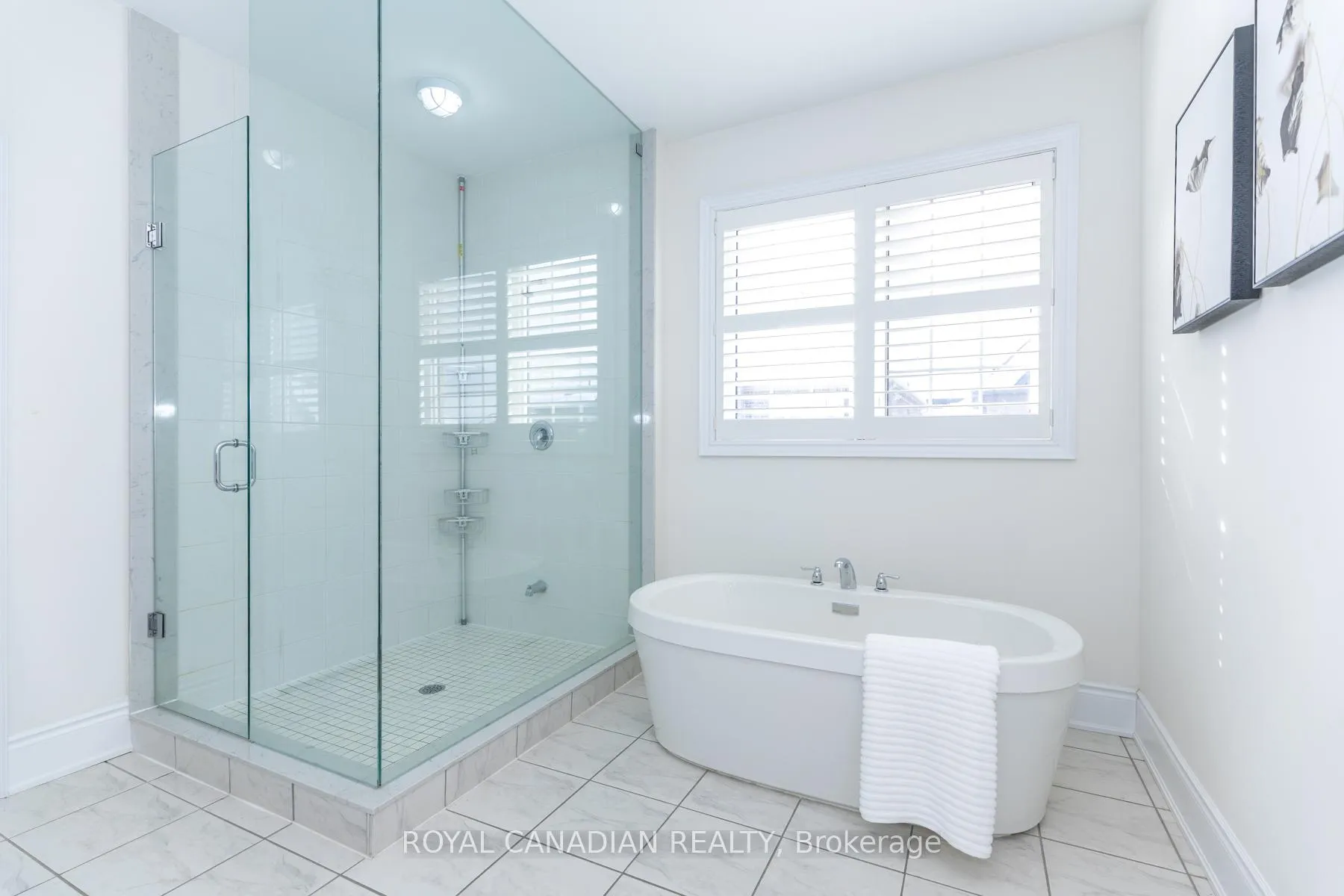 Photo 37 of 24 Buttonwood Road, Brampton, Toronto Gore Rural Estate — HOMEH