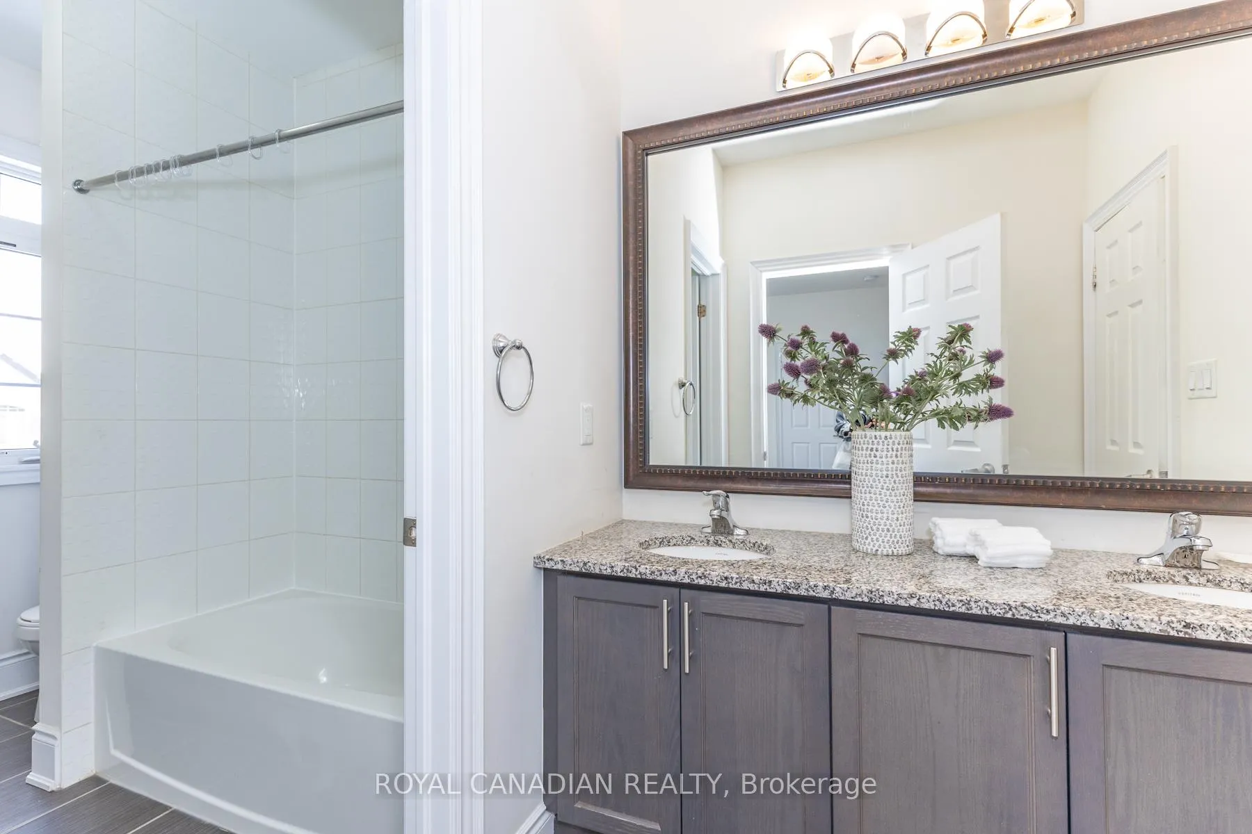 Photo 43 of 24 Buttonwood Road, Brampton, Toronto Gore Rural Estate — HOMEH