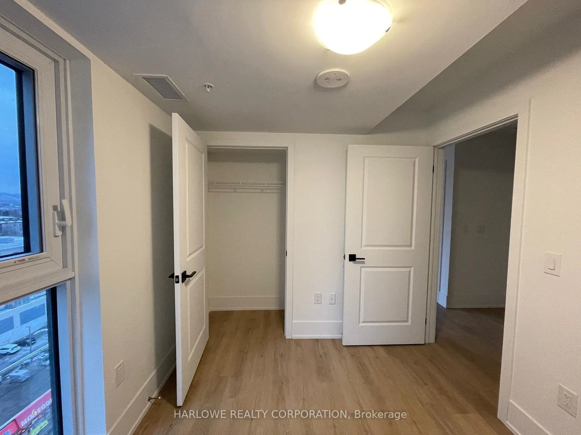 Photo 5 of Unit 1101, 206 King Street W, Hamilton, Central — HOMEH