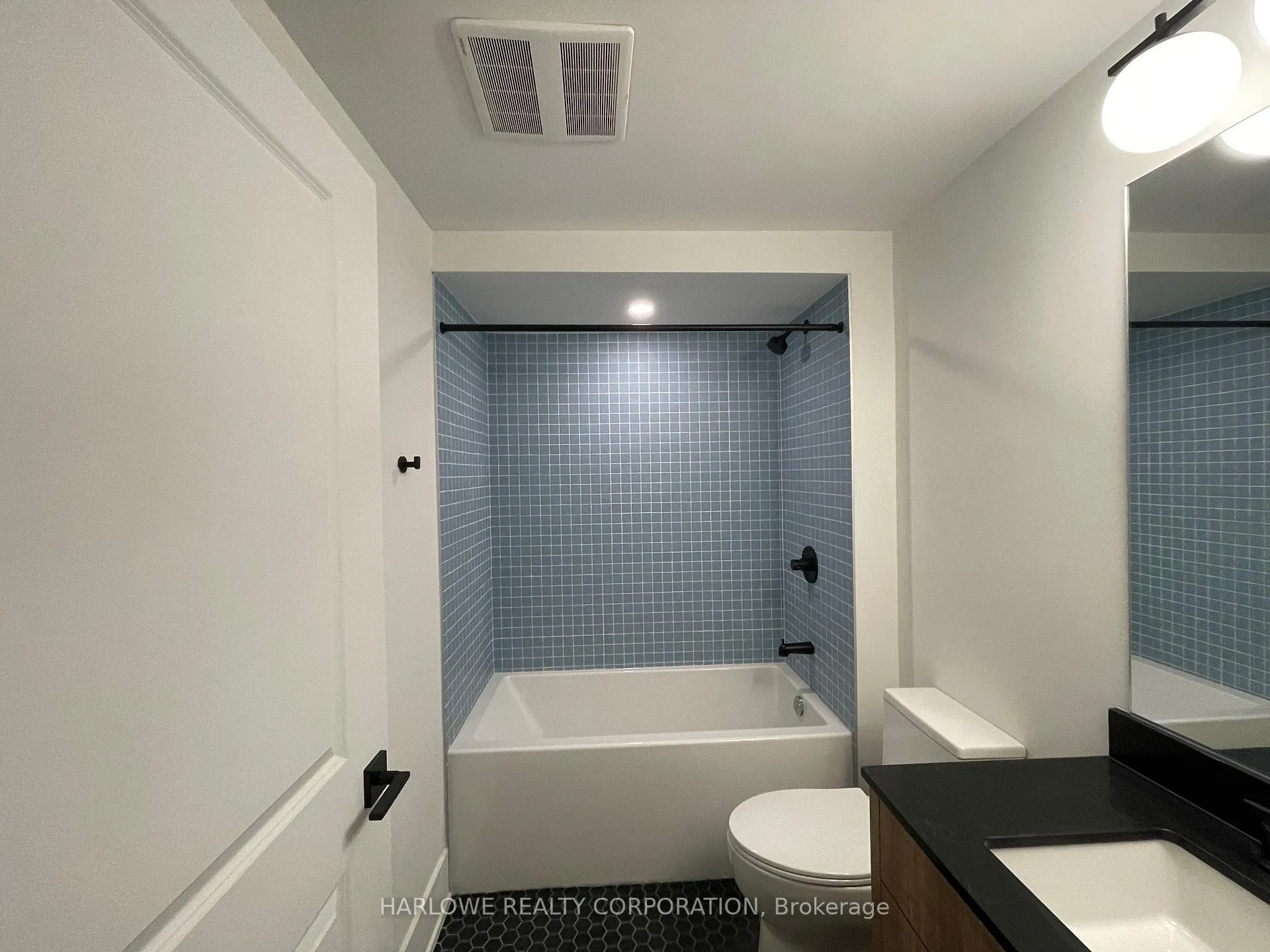 Photo 7 of Unit 1101, 206 King Street W, Hamilton, Central — HOMEH