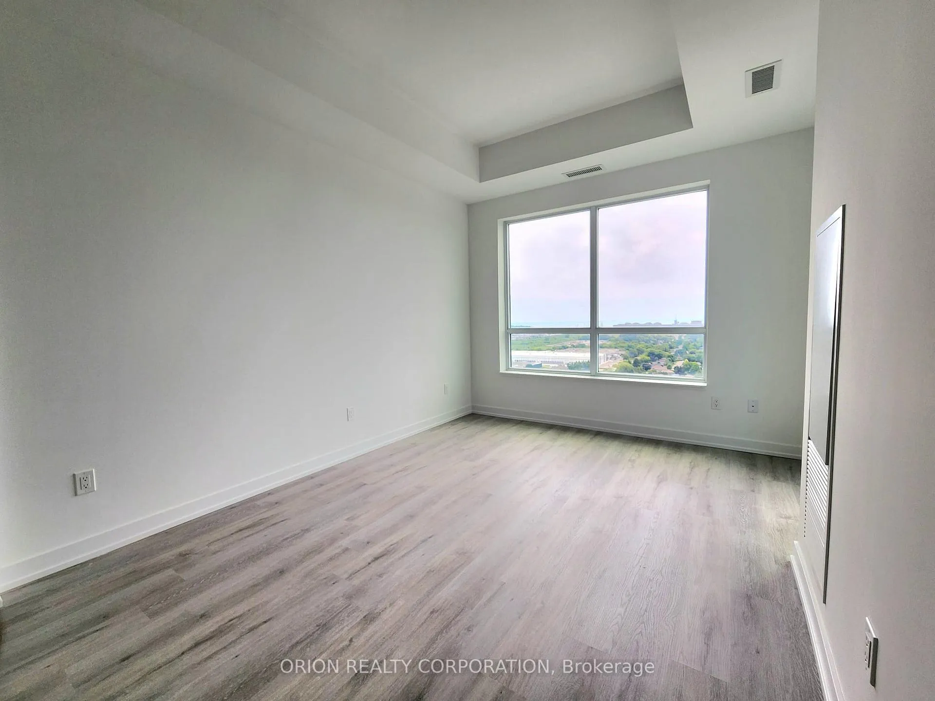 Photo 3 of Unit 2603, 1455 Celebration Drive, Pickering, Bay Ridges — HOMEH