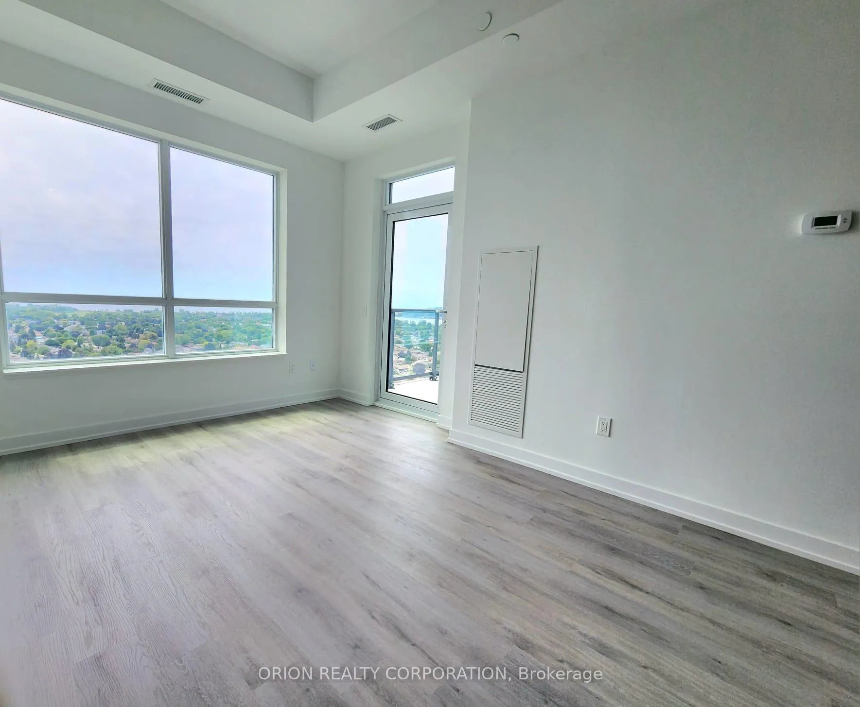 Photo 6 of Unit 2603, 1455 Celebration Drive, Pickering, Bay Ridges — HOMEH