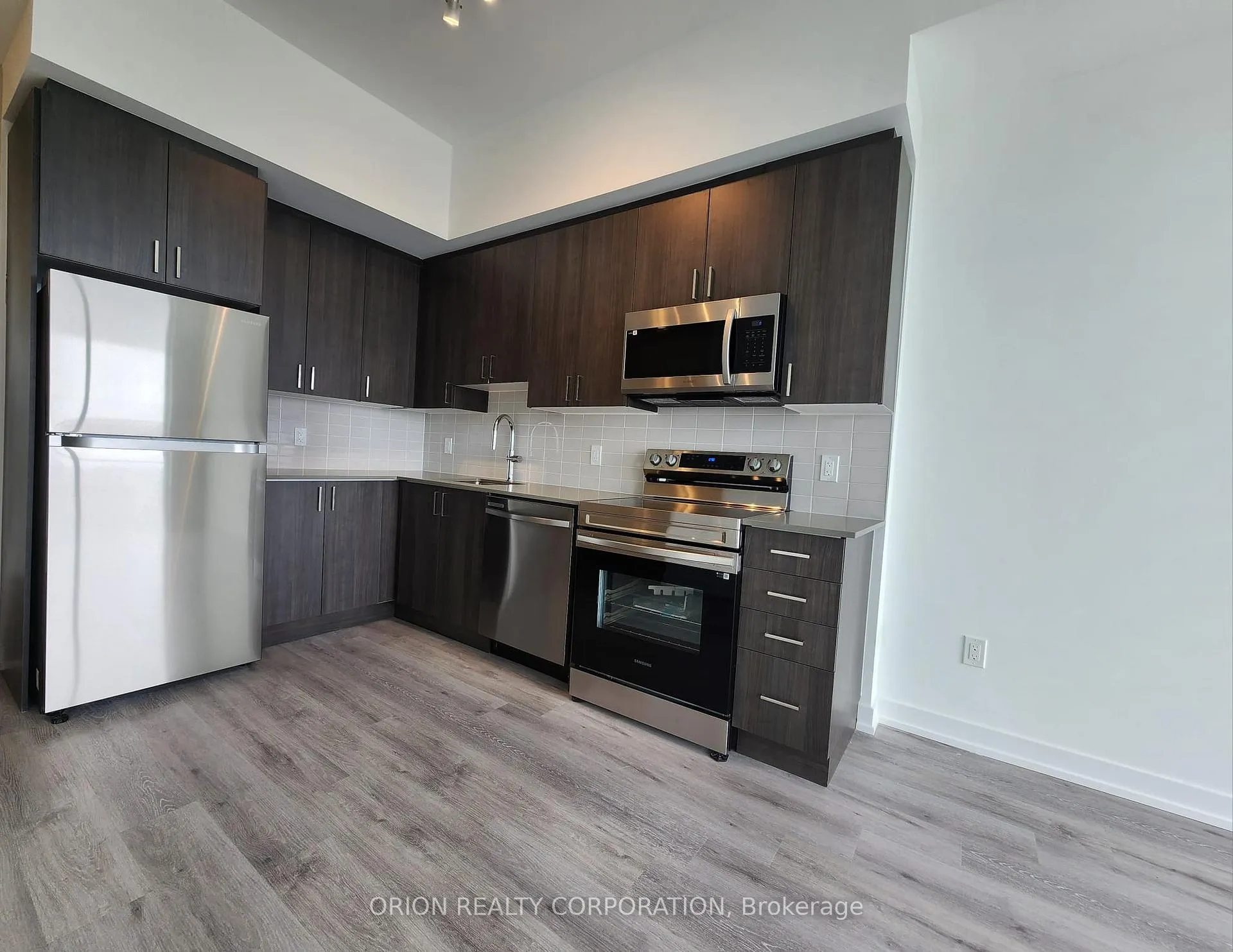 Photo 7 of Unit 2603, 1455 Celebration Drive, Pickering, Bay Ridges — HOMEH